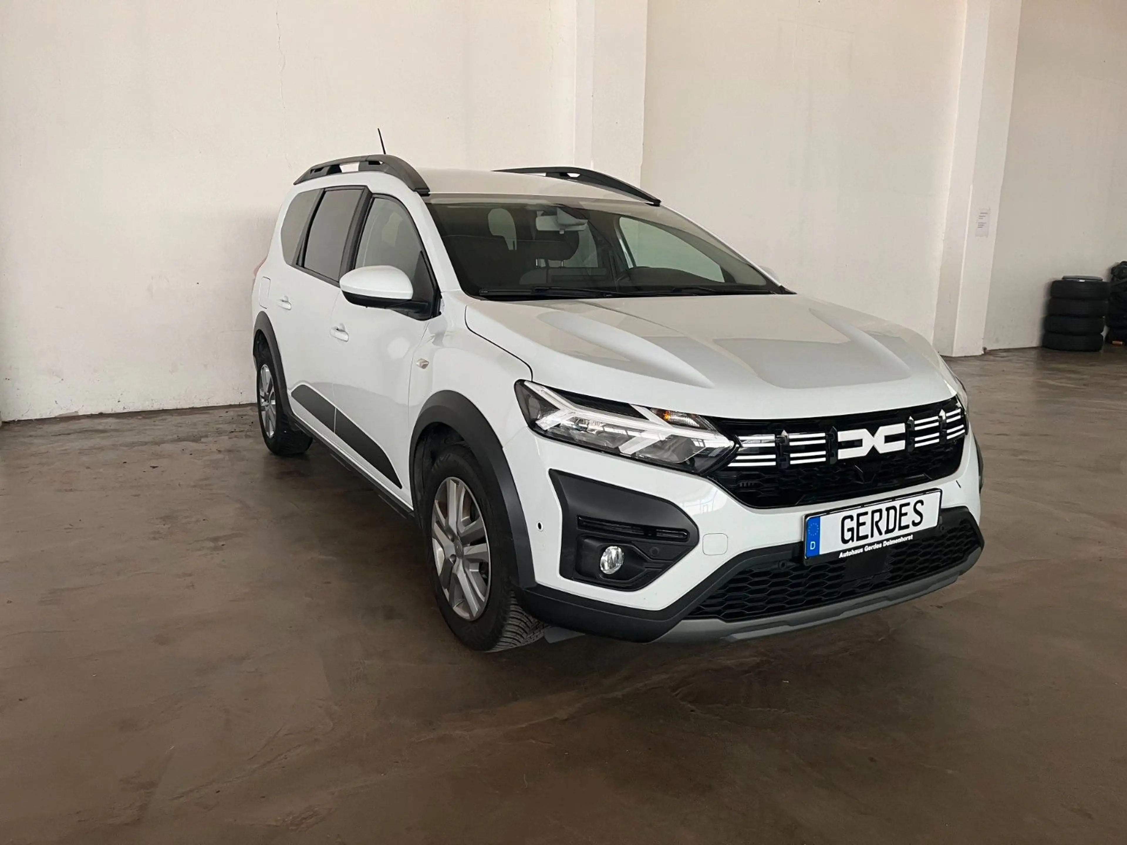 Dacia Jogger 1.0 TCe 110 Expression — photo 5