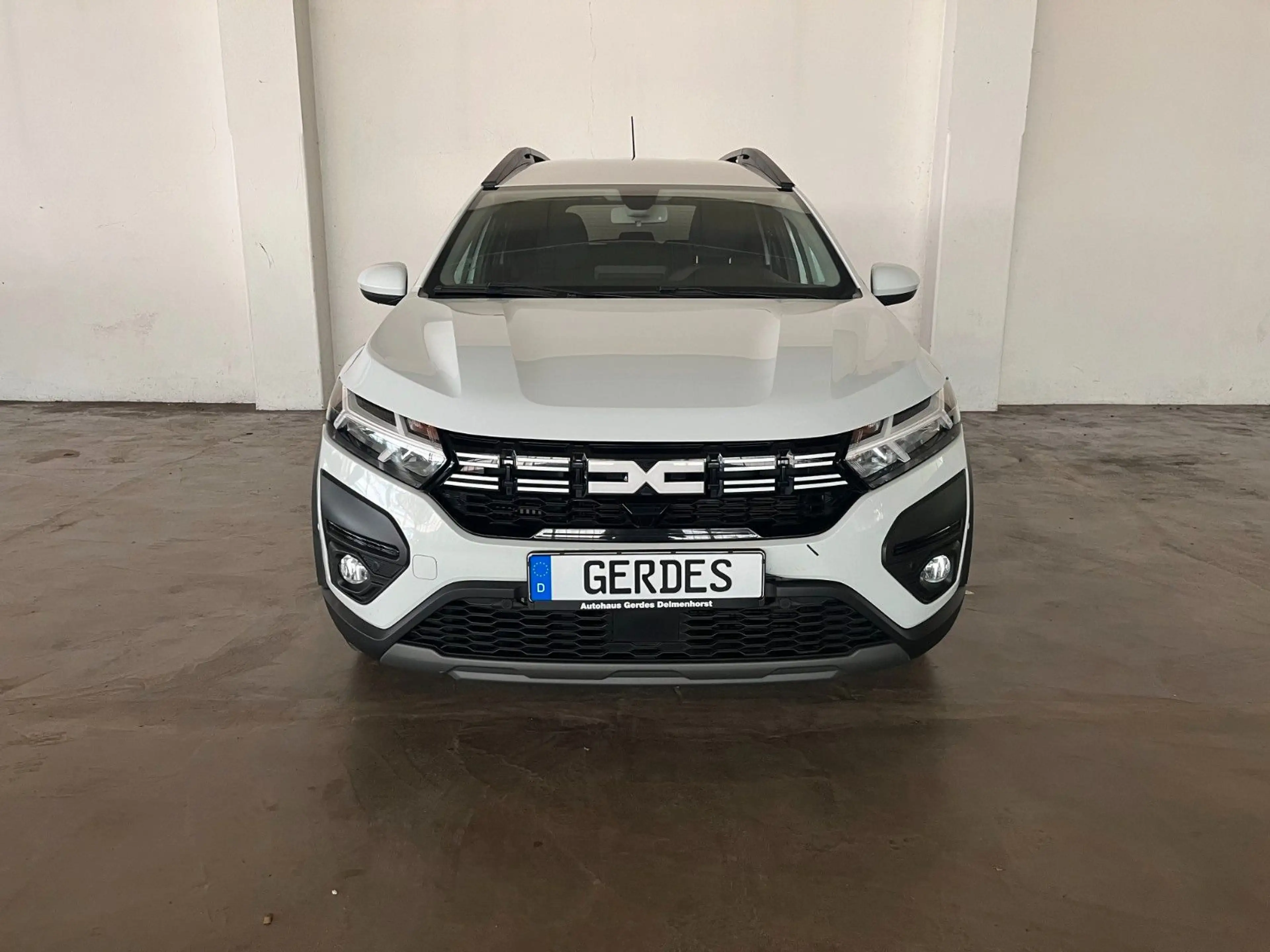 Dacia Jogger 1.0 TCe 110 Expression — photo 4