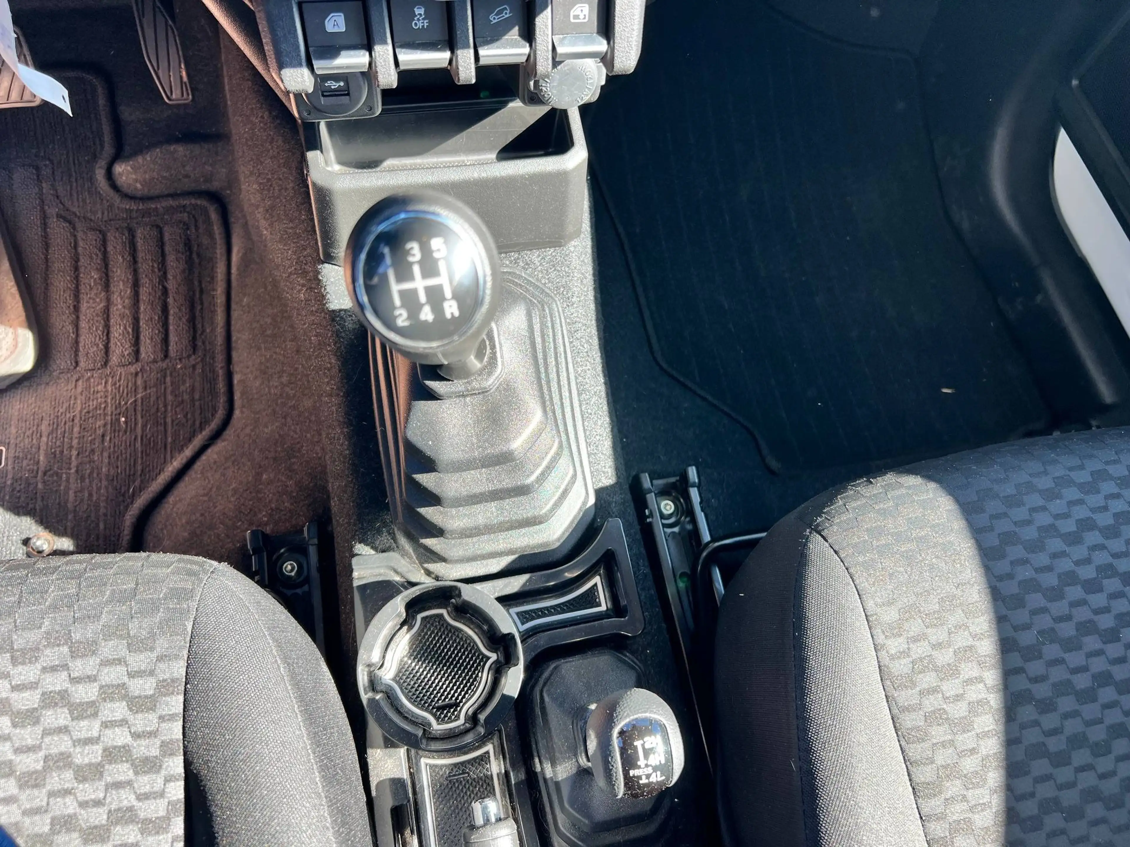 Suzuki Jimny Comfort AllGrip — photo 10
