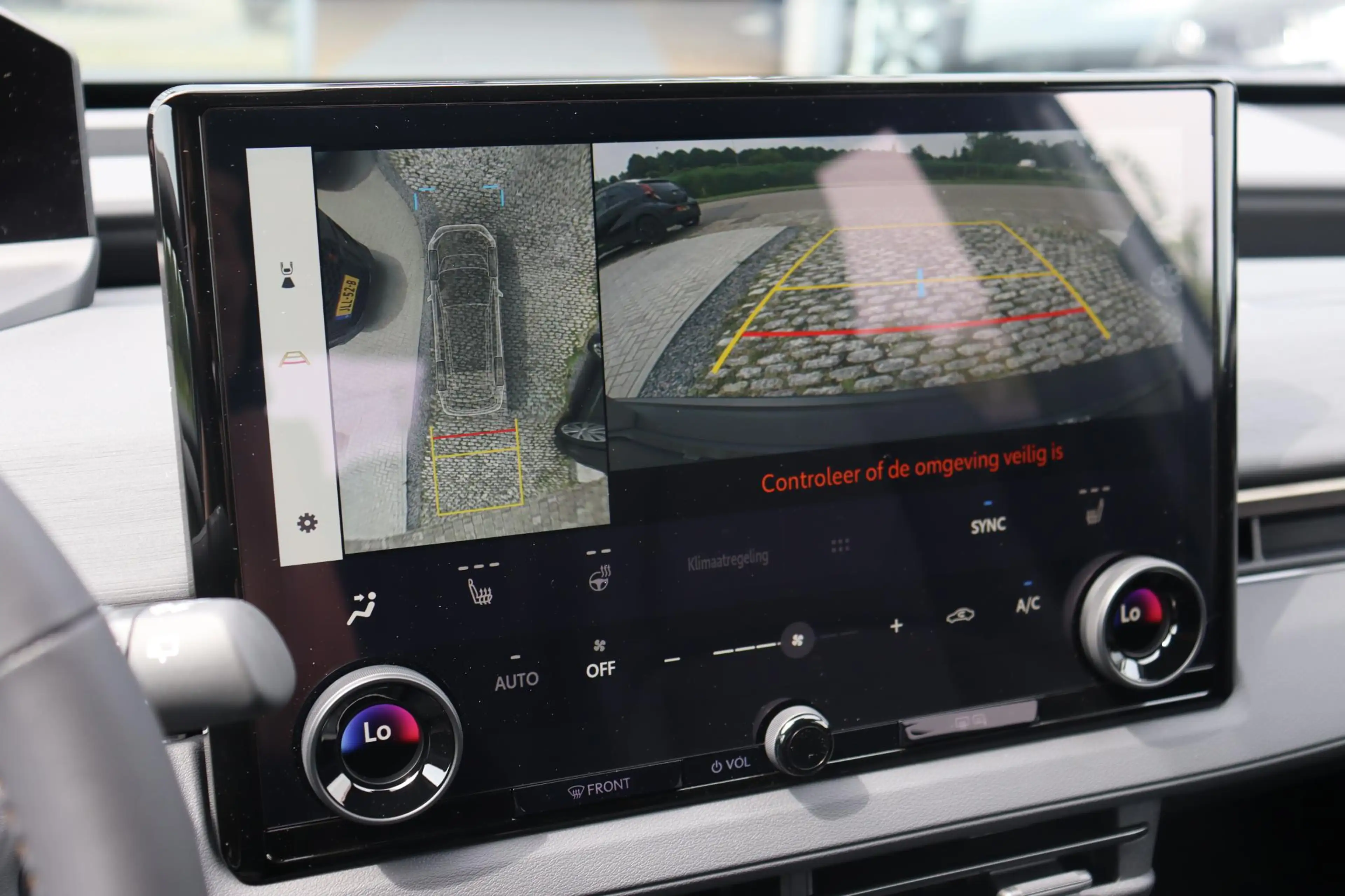 Toyota bZ4X Touring Dynamic Limited 75 kWh €3.000 Inruil Voord — photo 5