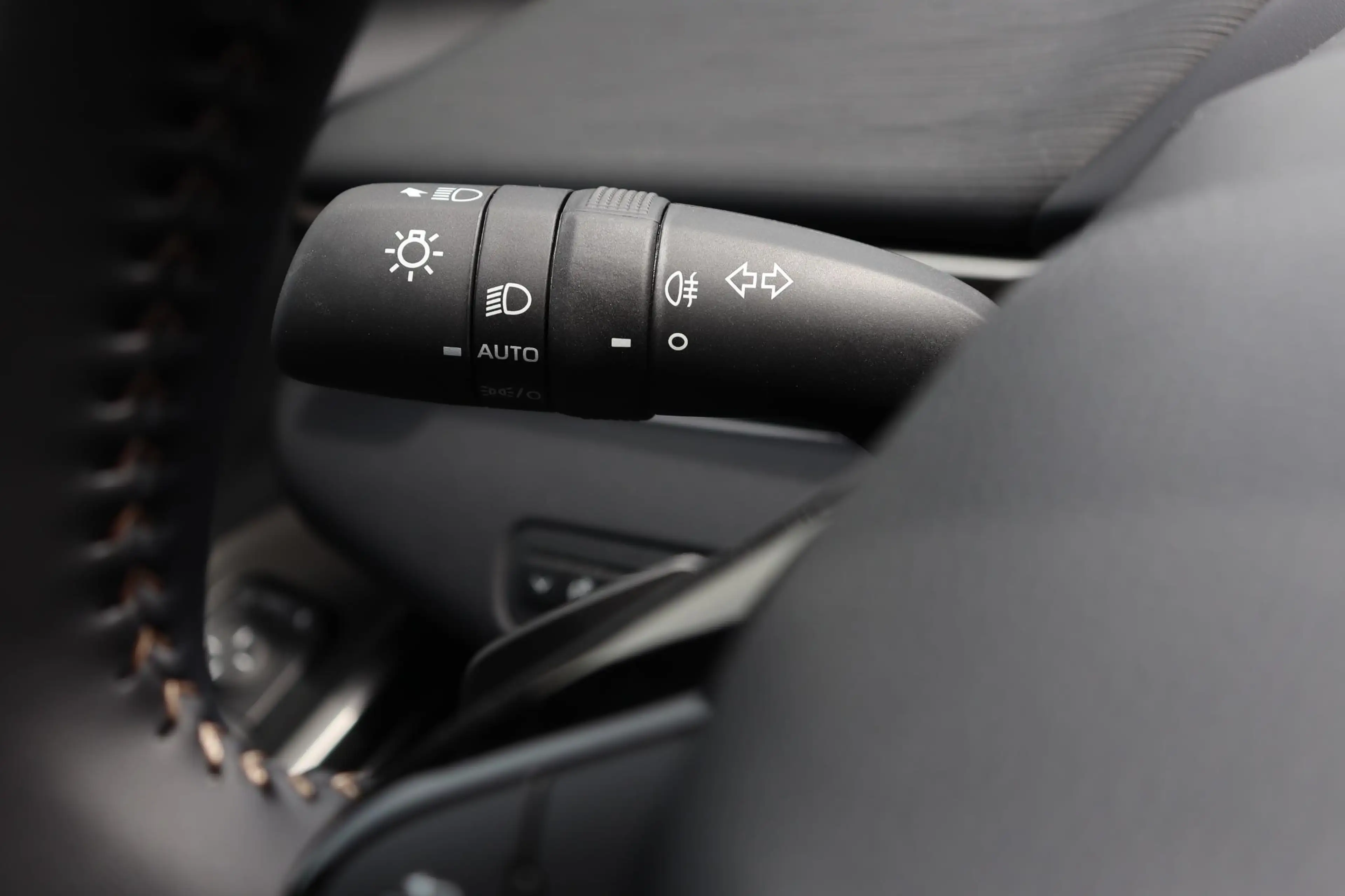 Toyota bZ4X Touring Dynamic Limited 75 kWh €3.000 Inruil Voord — photo 11