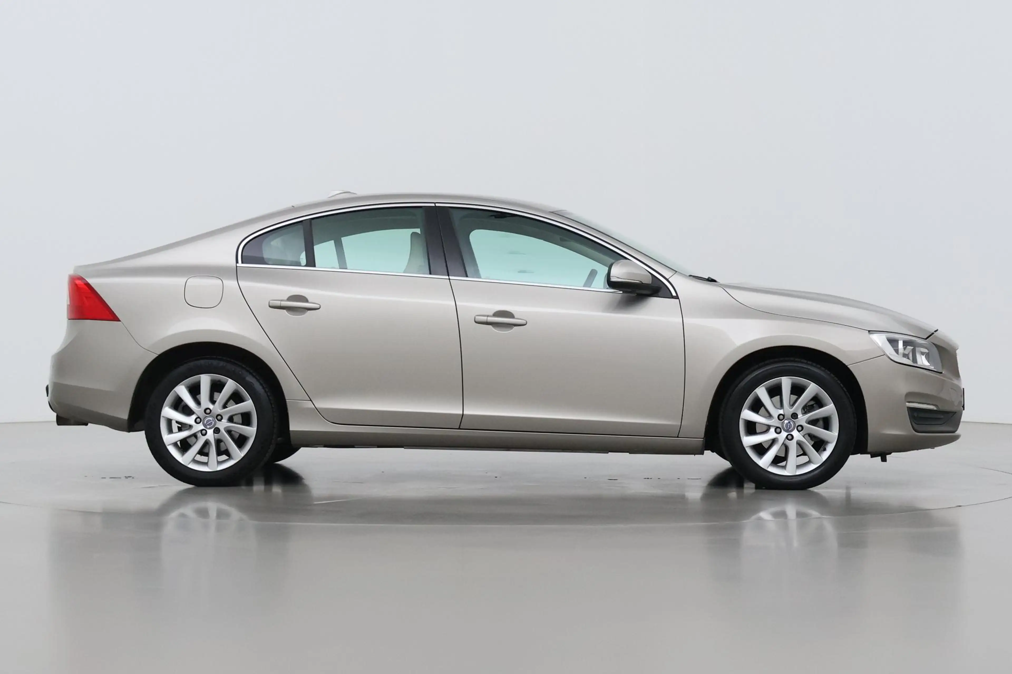 Volvo S60 1.6 T3 Momentum | Trekhaak | Cruise Control | Lede — photo 10