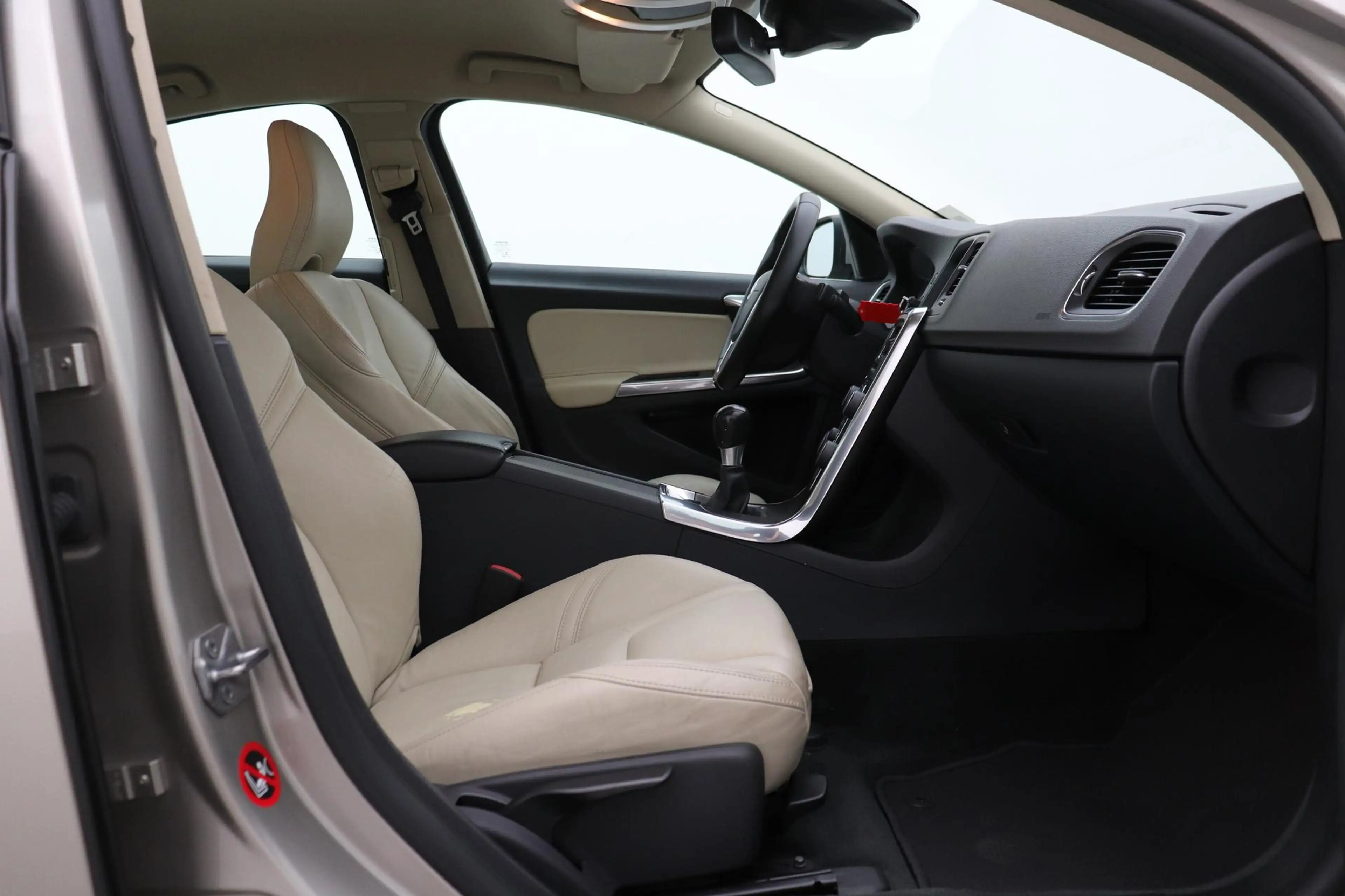 Volvo S60 1.6 T3 Momentum | Trekhaak | Cruise Control | Lede — photo 5