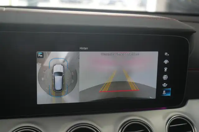 Mercedes-Benz E view 15