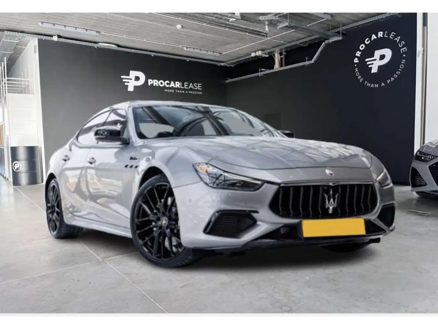 Maserati Ghibli Maserati Ghibli 3.0 MODENA S Q4 430ps Gris - 1