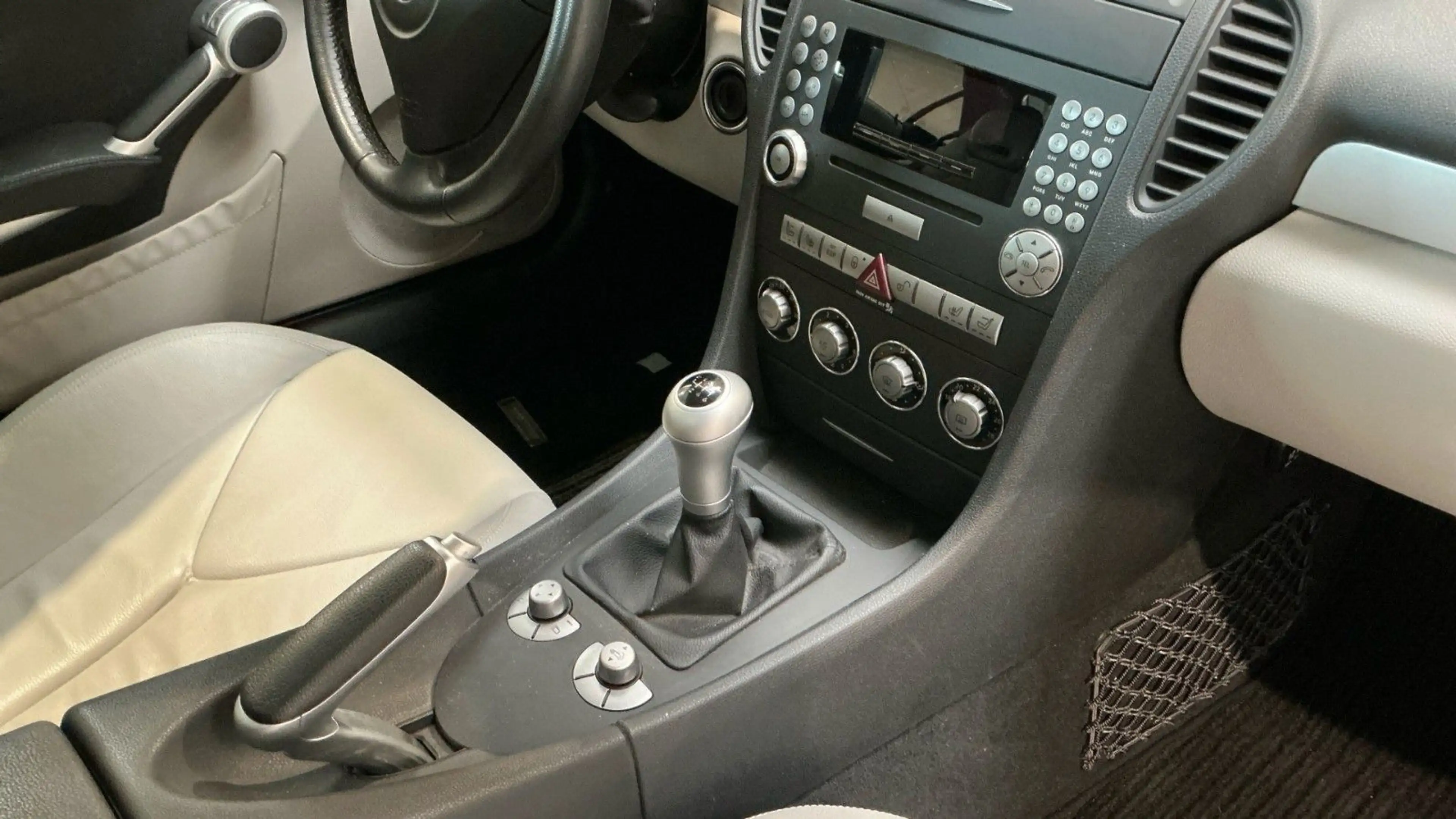 Mercedes-Benz SLK 280 Sammlerzustand aus 1. Hand — photo 8