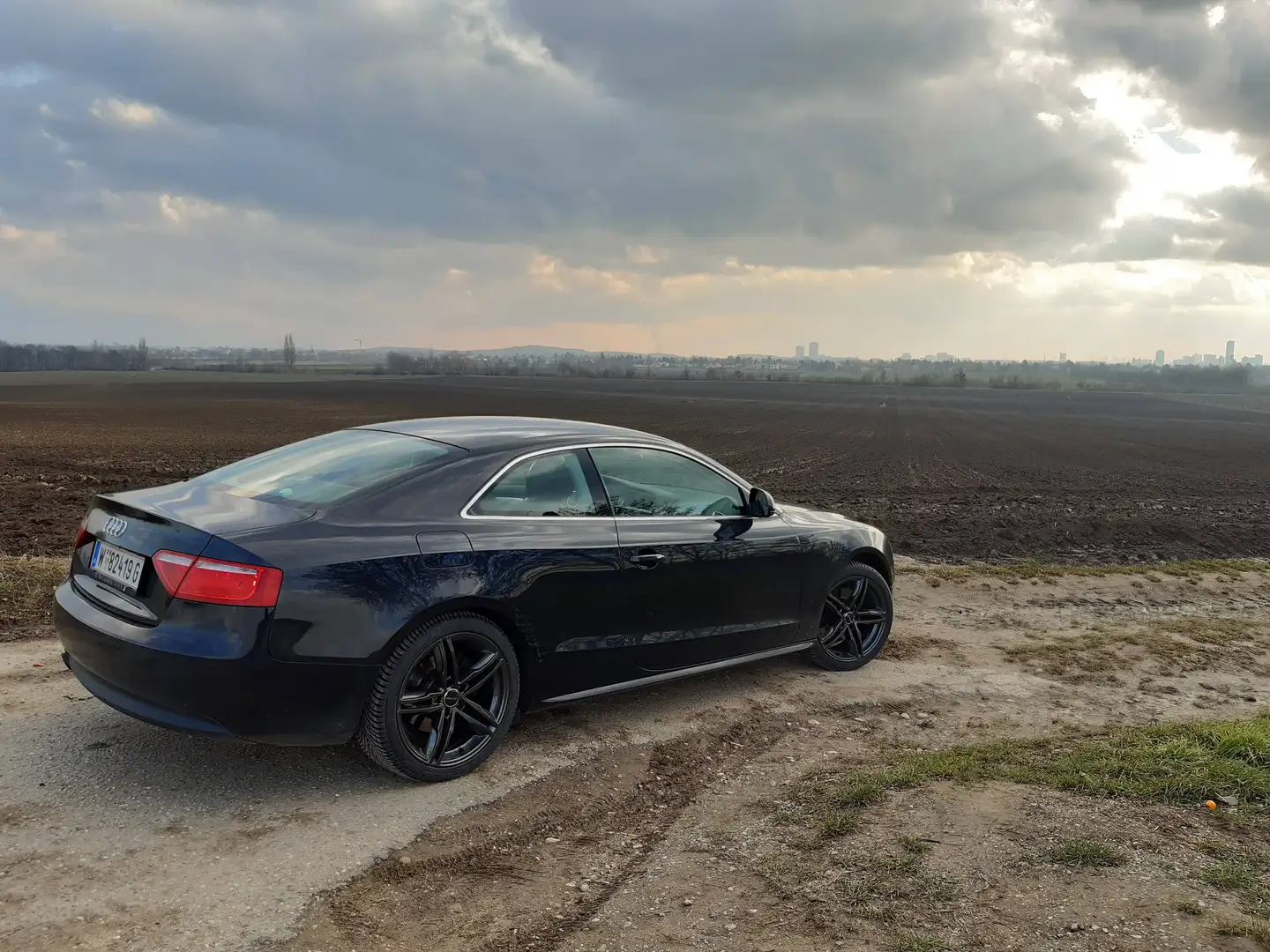 Audi A5 A5 Coupé 1,8 T FSI Schwarz - 2