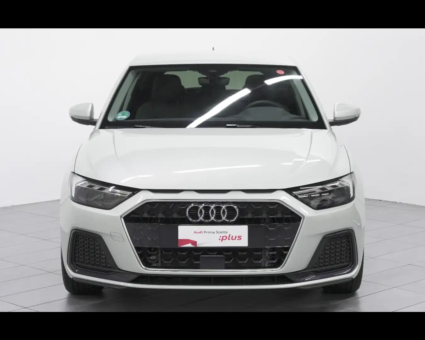 Audi A1 Sportback 1.0 TFSI Advanced Argento - 2