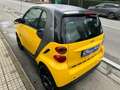 smart forTwo 1000 45 kW MHD coupé pure Giallo - thumbnail 5