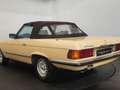Mercedes-Benz 450 SL Jaune - thumbnail 21