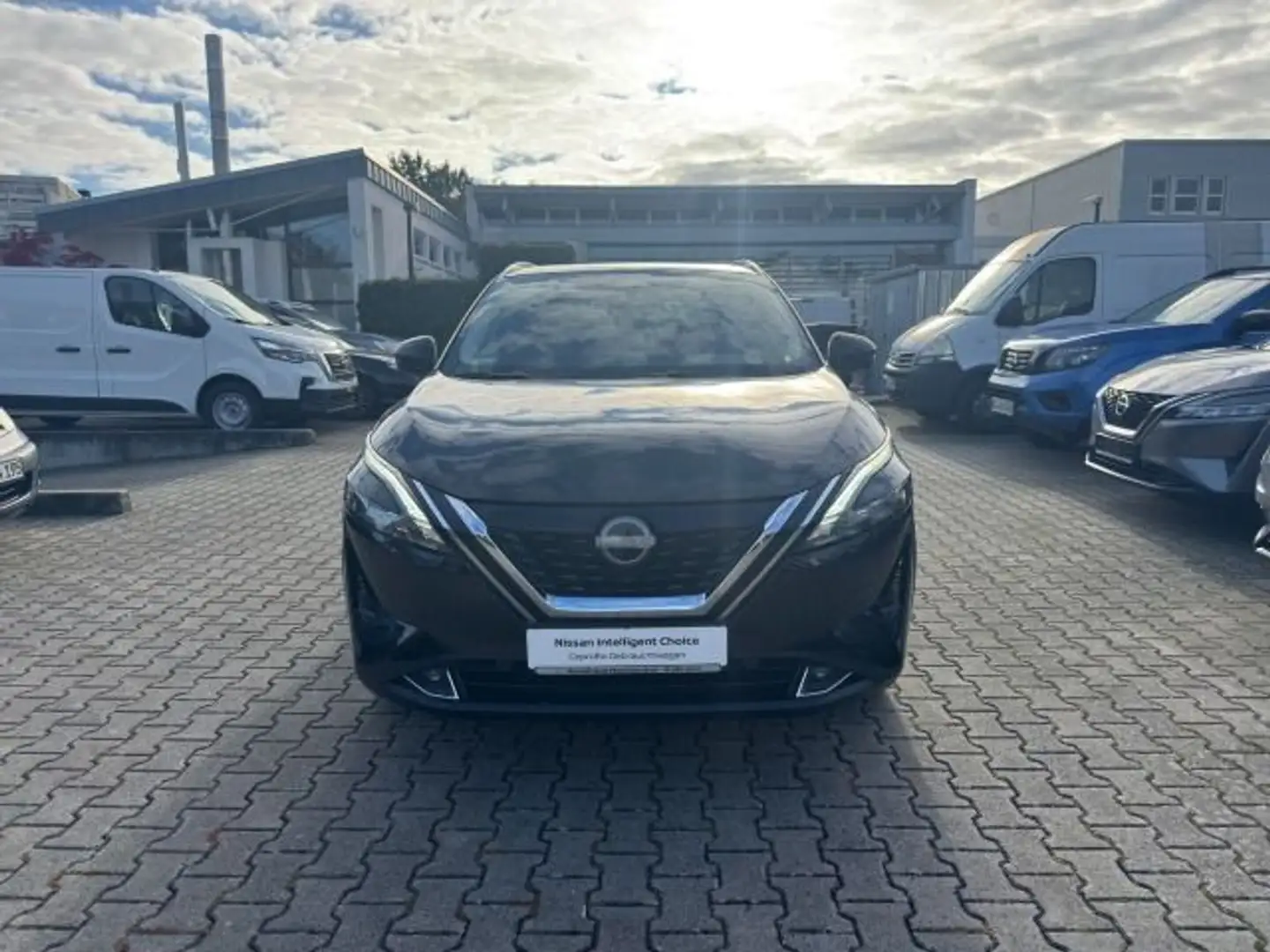 Nissan Qashqai 1.5 VC-T N-Connecta e-Power Schwarz - 2