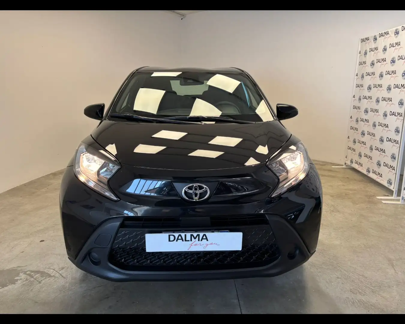 Toyota Aygo X 1.0  Active Nero - 2