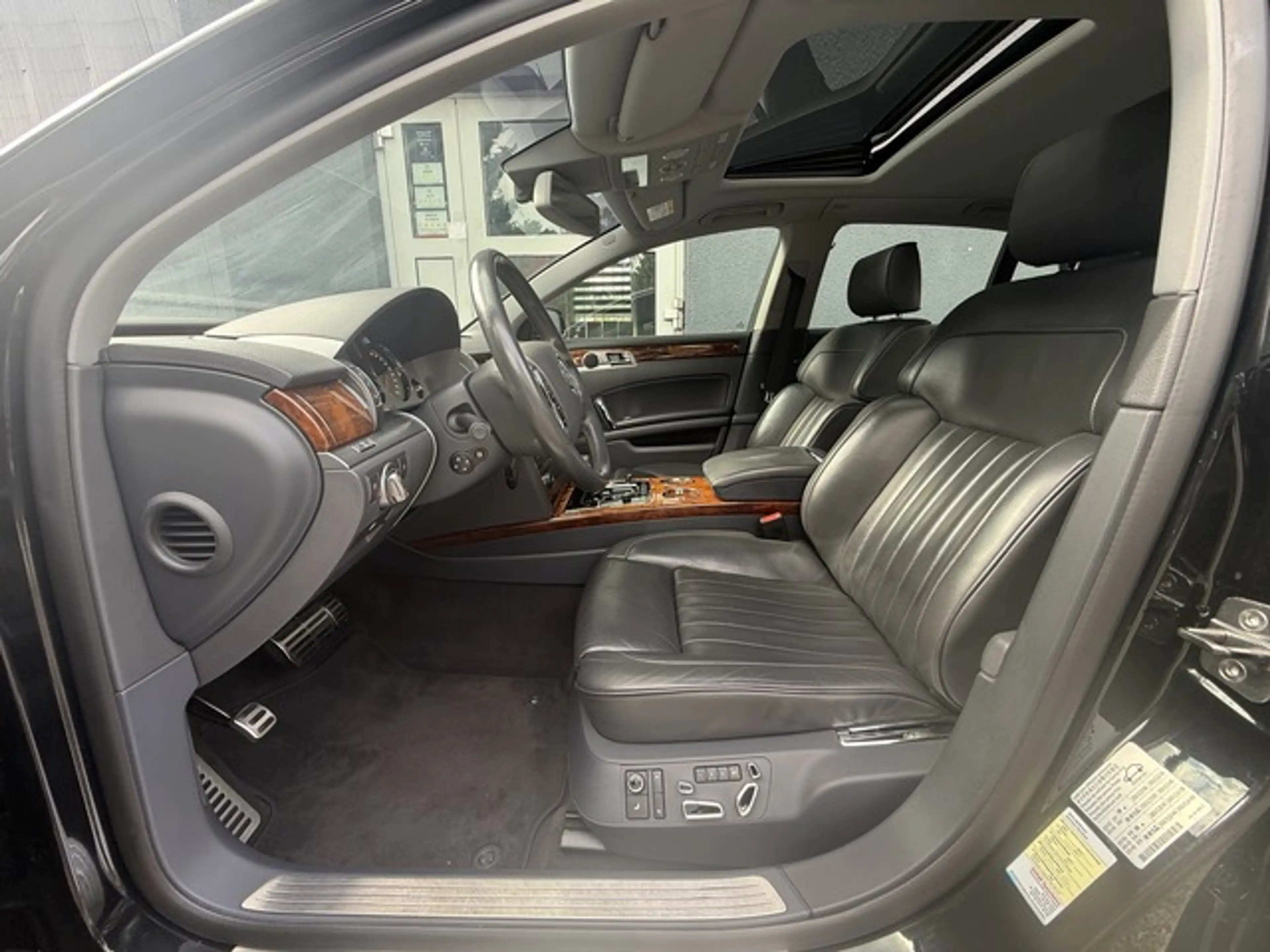 Volkswagen Phaeton V6 TDI 4Motion Leder,Navi,Xenon,AHK,ACC — photo 7