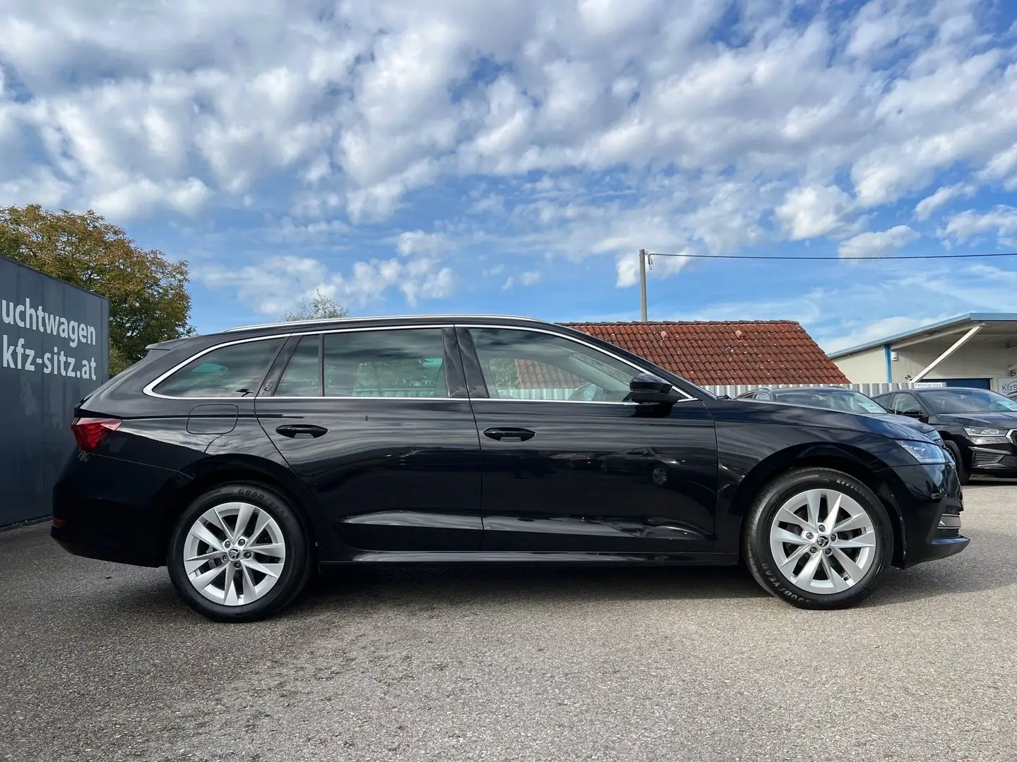 Skoda Octavia Combi 2,0 TDI Style DSG | ACC/HUD/ELEKTR HECK Schwarz - 2
