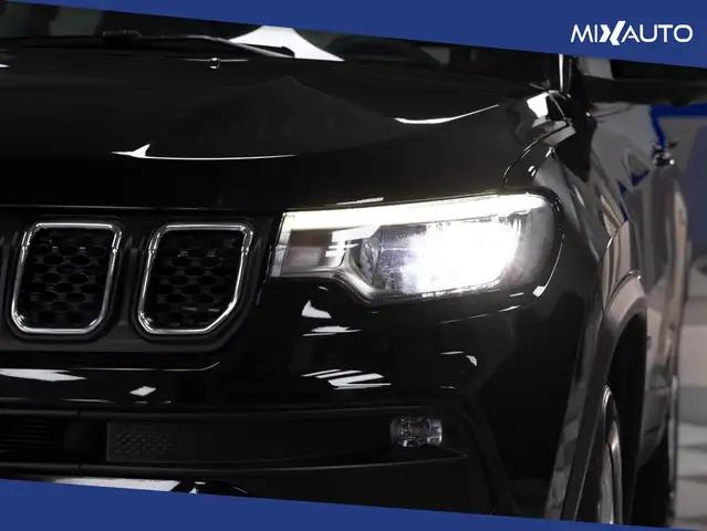 Jeep Compass view 10