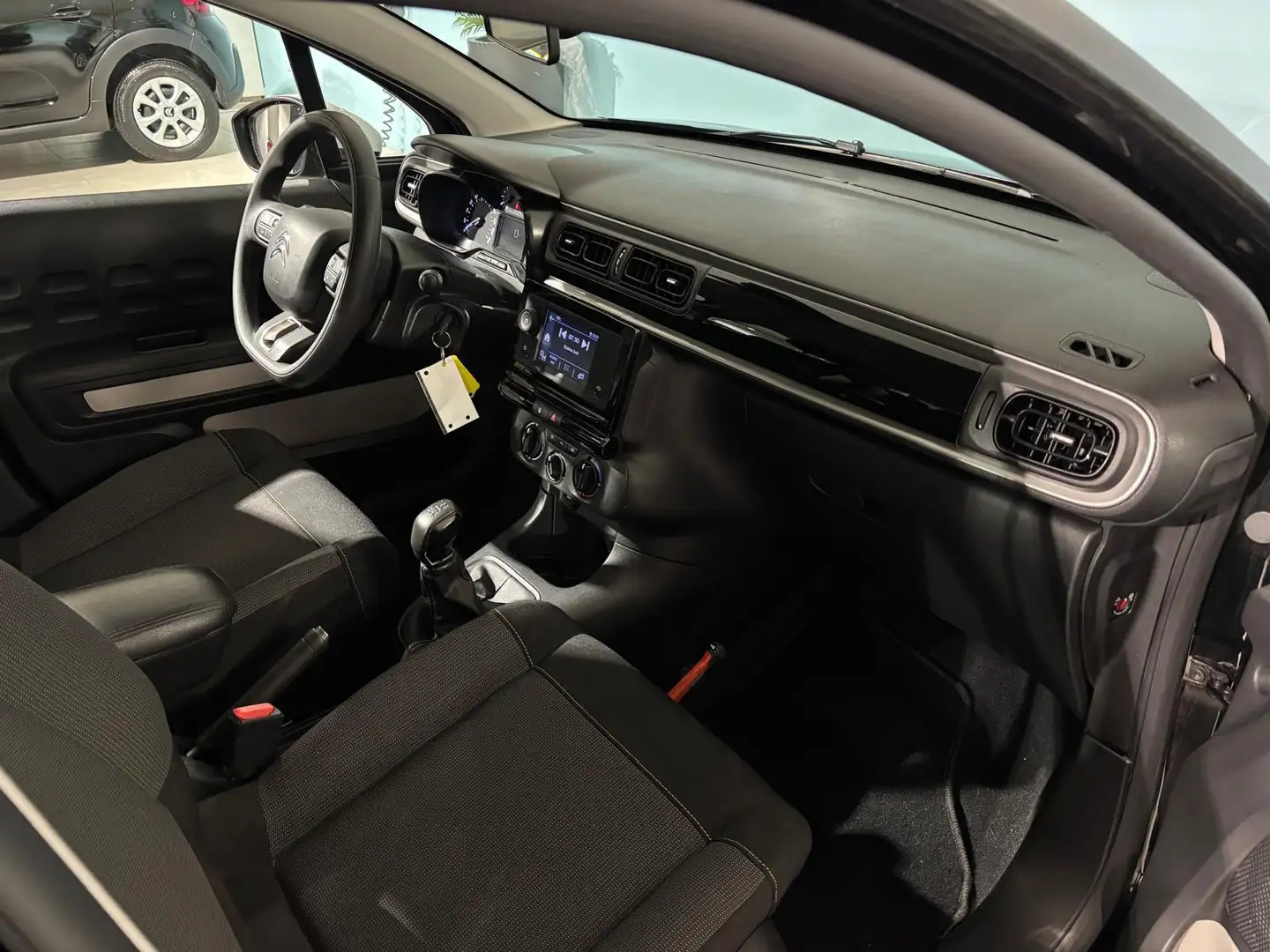 Citroen C3 1.2 PureTech You AIRCO | CRUISE CONTROLE | ZEER ZU Zwart - 2