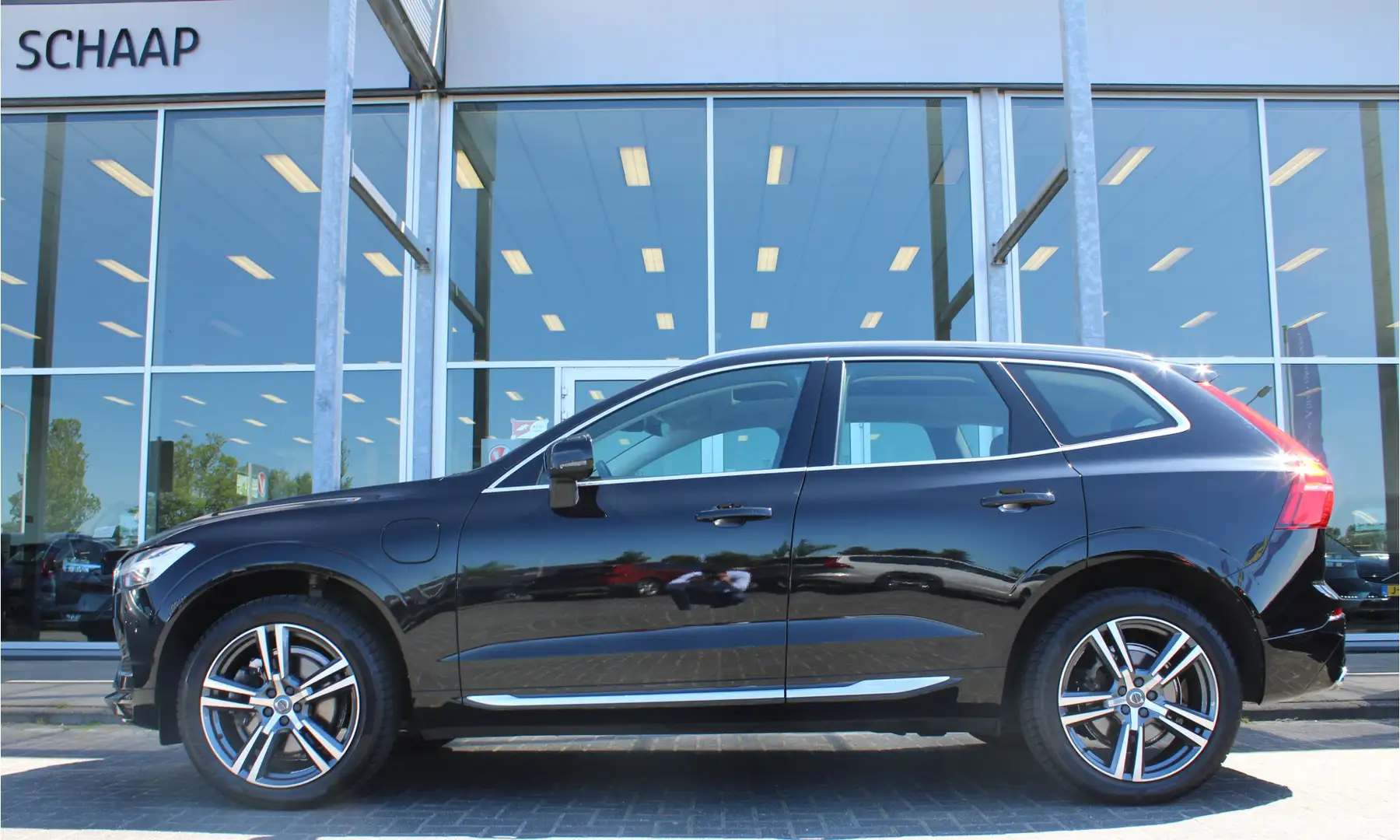 Volvo XC60 Recharge T6 Automaat AWD Inscription | Schuif/kant Noir - 2