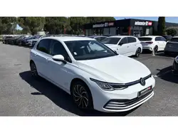 Volkswagen Golf 1.0 TSI 110 Life + CAMERA+JANTES 17