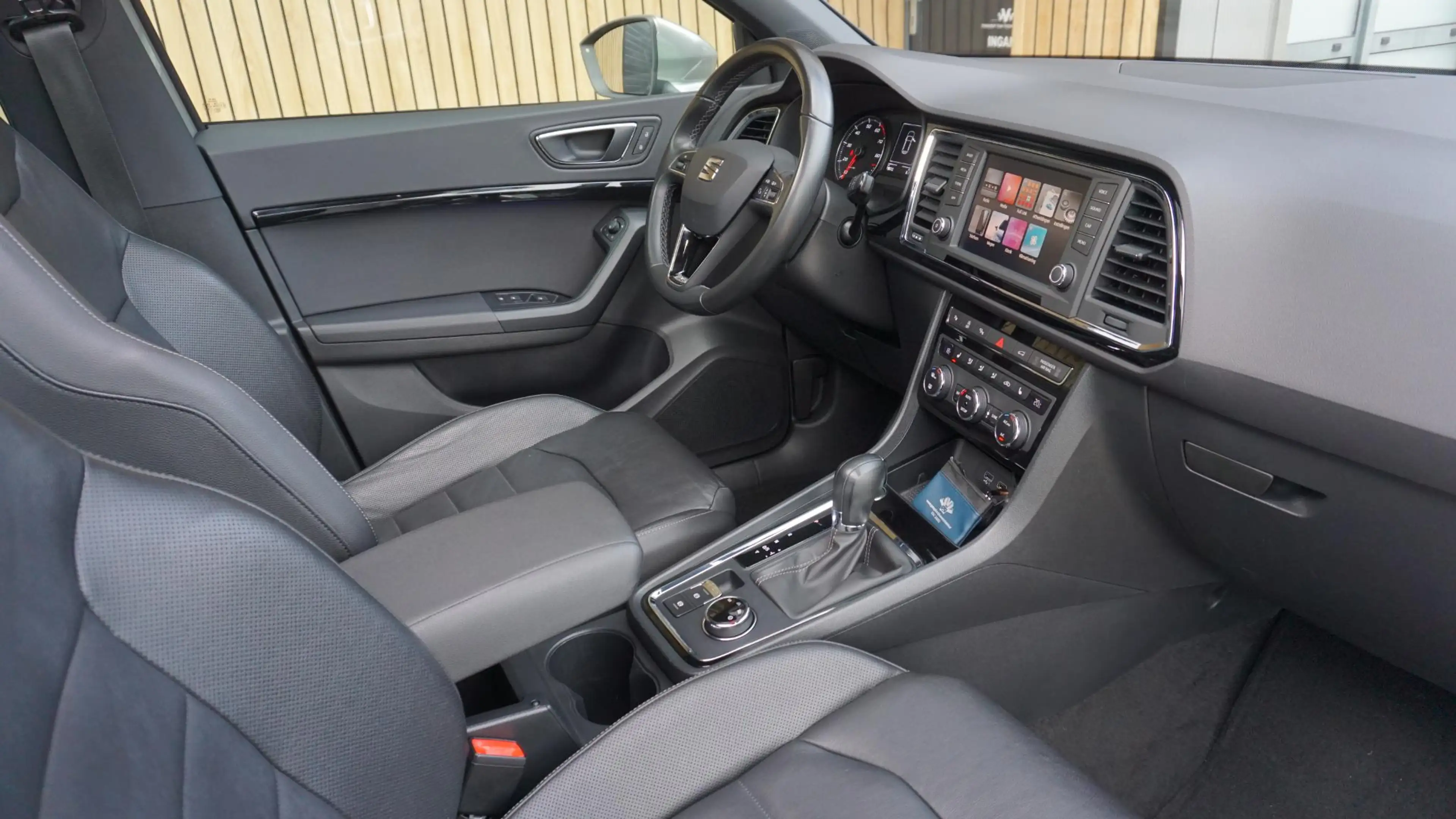 SEAT Ateca 1.4 EcoTSI 150pk Xcellence Pano.Dak Leder 360-View — photo 23