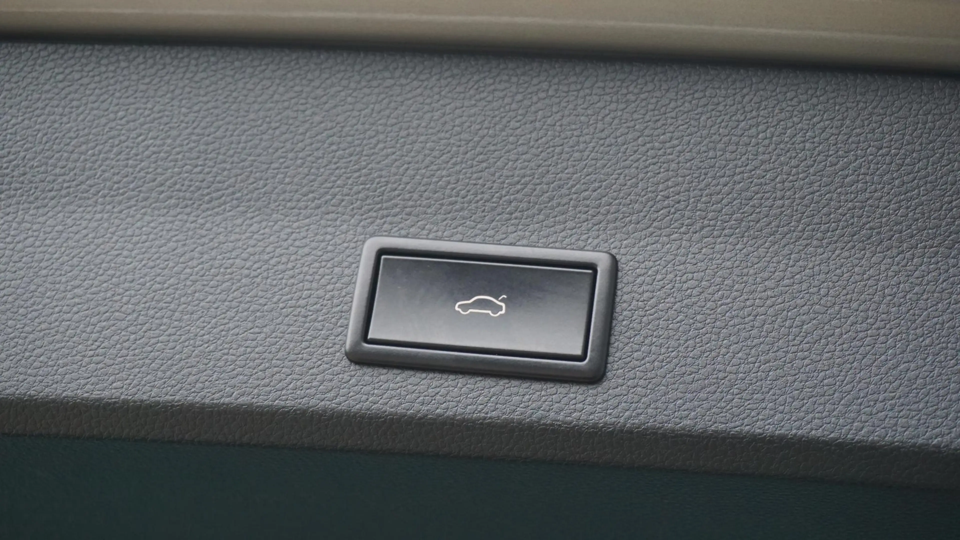 SEAT Ateca 1.4 EcoTSI 150pk Xcellence Pano.Dak Leder 360-View — photo 28