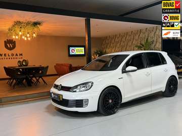 2.0 Edition|NAP|NL-auto|19" Zwarte Velgen|Getint|T