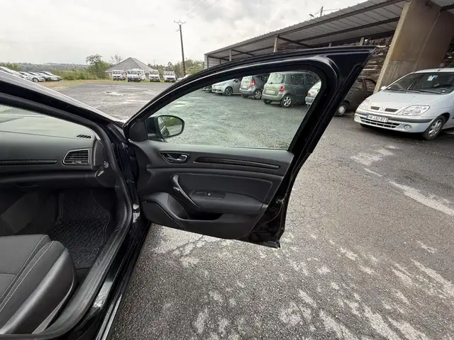 Renault Megane view 15