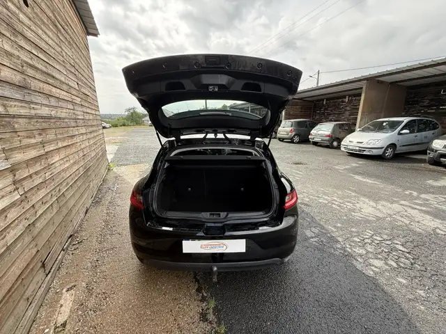 Renault Megane view 8