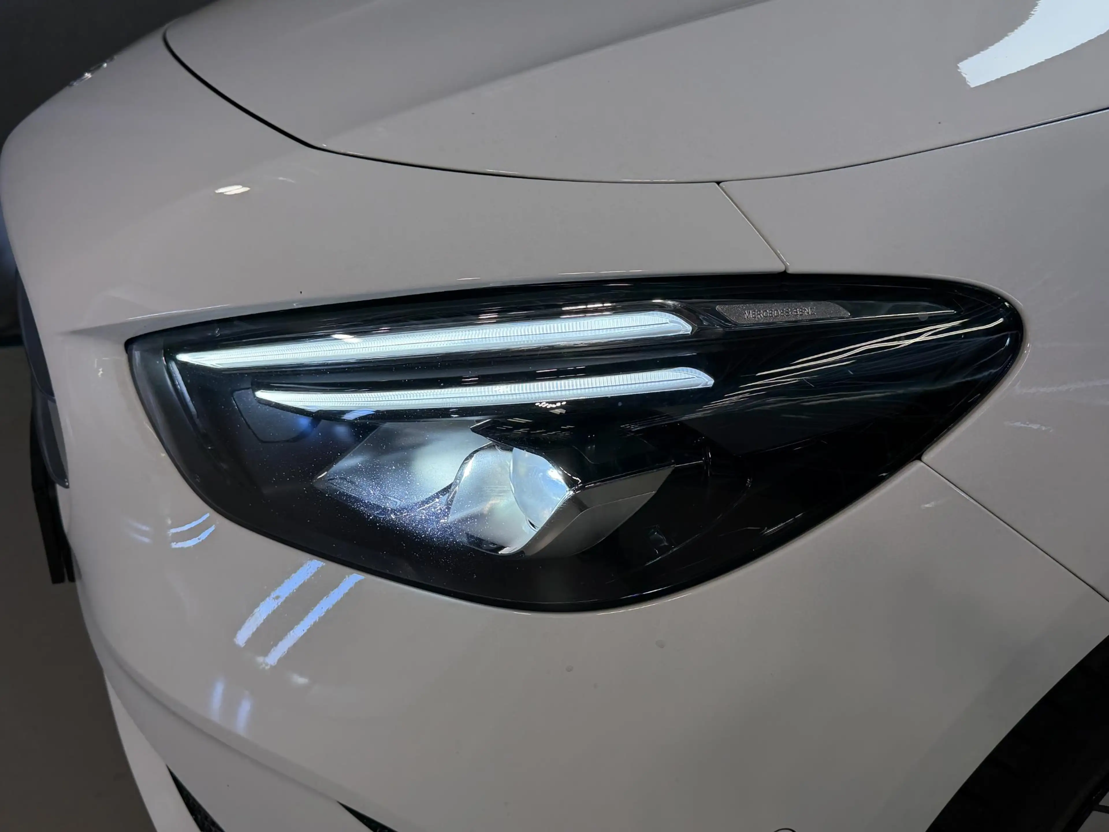 Mercedes-Benz B 250 e 18''/Leder/Stoelverwarming/Camera/Sfeerverlichti — photo 35