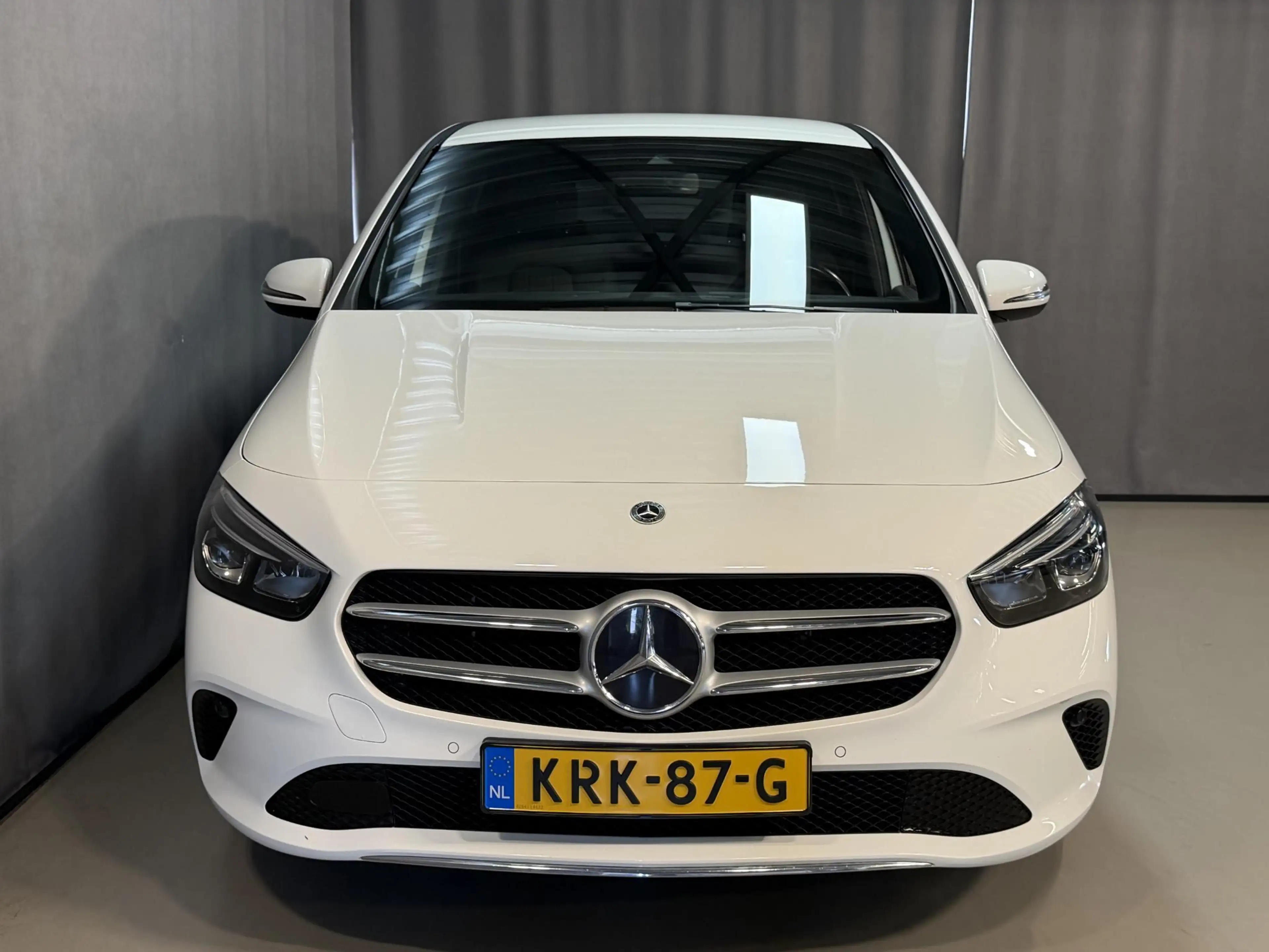 Mercedes-Benz B 250 e 18''/Leder/Stoelverwarming/Camera/Sfeerverlichti — photo 20