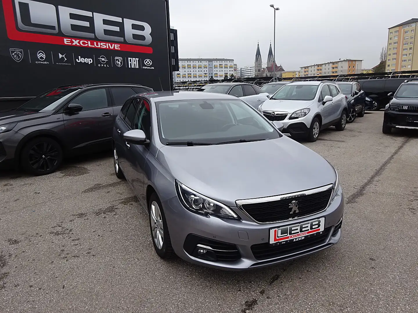 Peugeot 308 SW 1,5 BlueHDI 130 Active S&S EAT8 Aut. Grau - 2