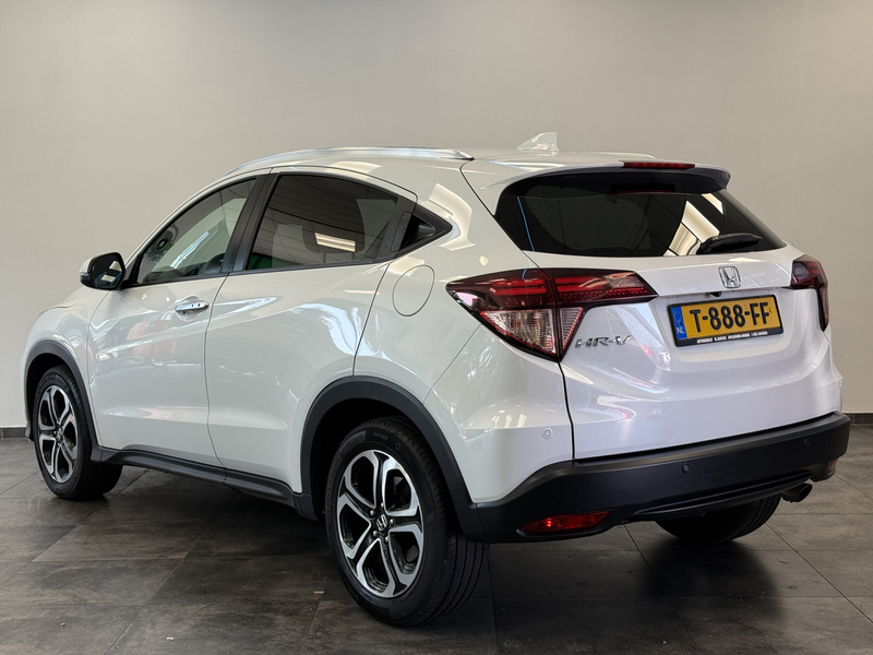 Honda HR-V 1.5 i-VTEC Executive Panoramadak Full-led Navigati — photo 3