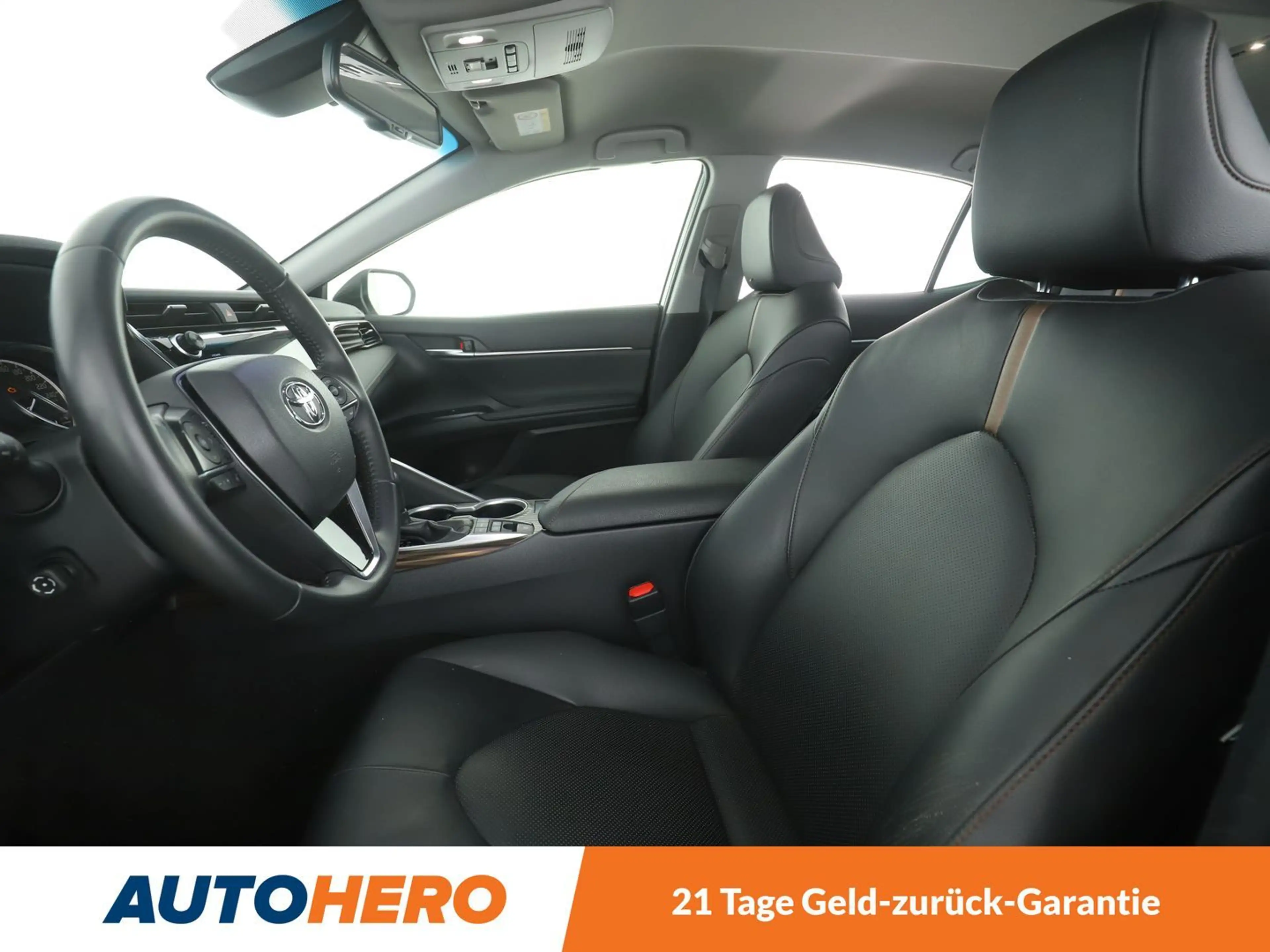 Toyota Camry 2.5 Hybrid Executive Aut*NAVI*LED*ACC*CAM*PDC*SHZ* — photo 10
