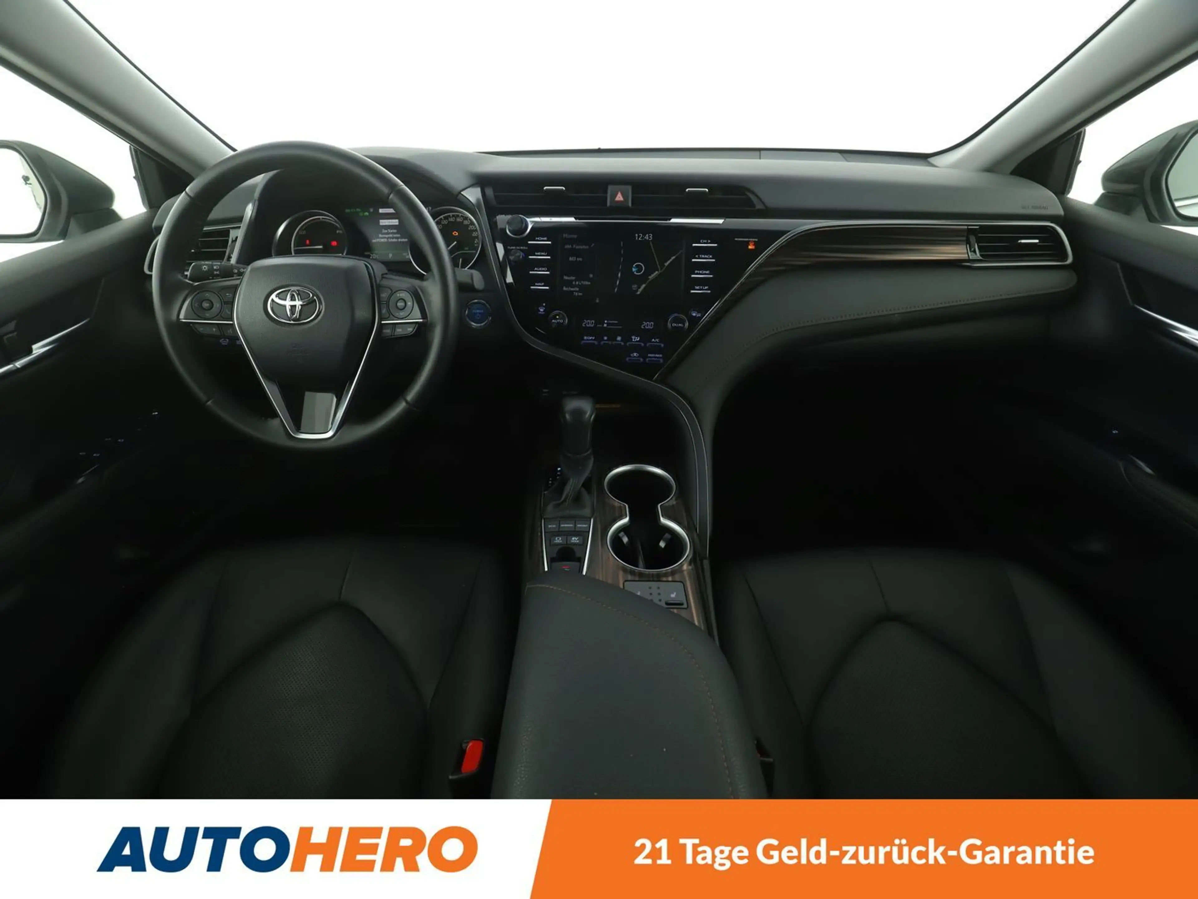 Toyota Camry 2.5 Hybrid Executive Aut*NAVI*LED*ACC*CAM*PDC*SHZ* — photo 12