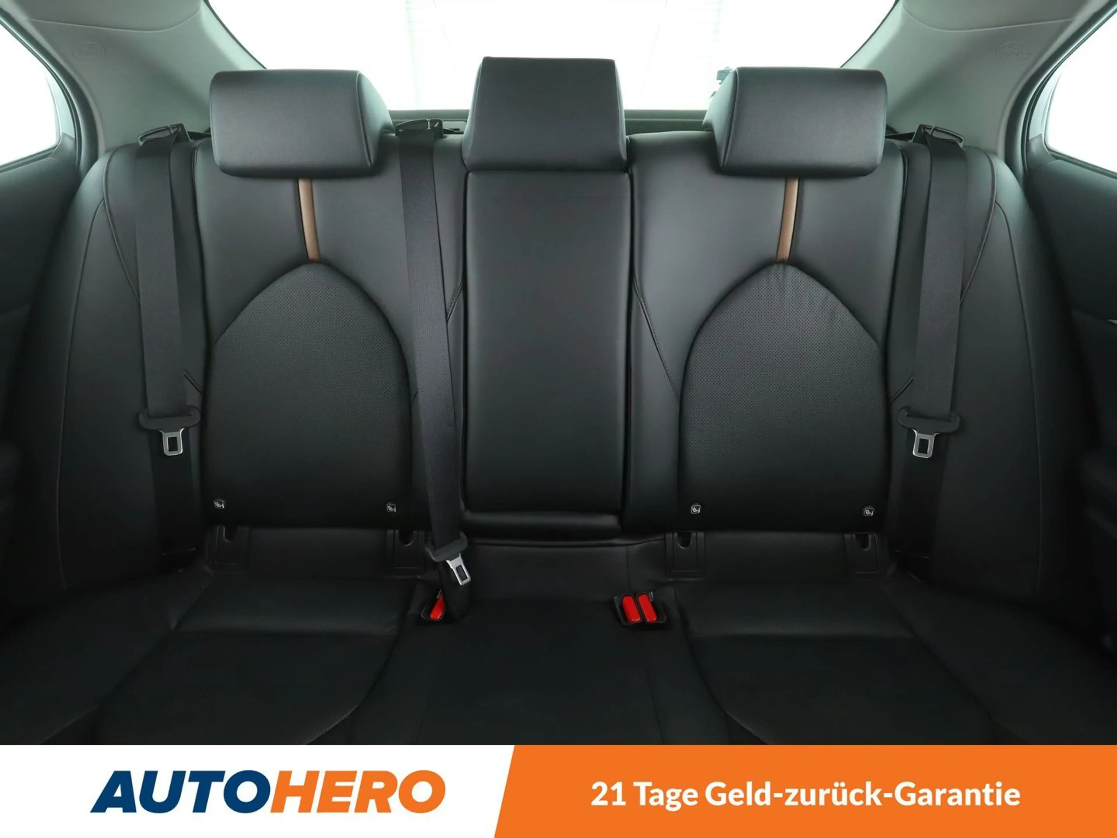 Toyota Camry 2.5 Hybrid Executive Aut*NAVI*LED*ACC*CAM*PDC*SHZ* — photo 15