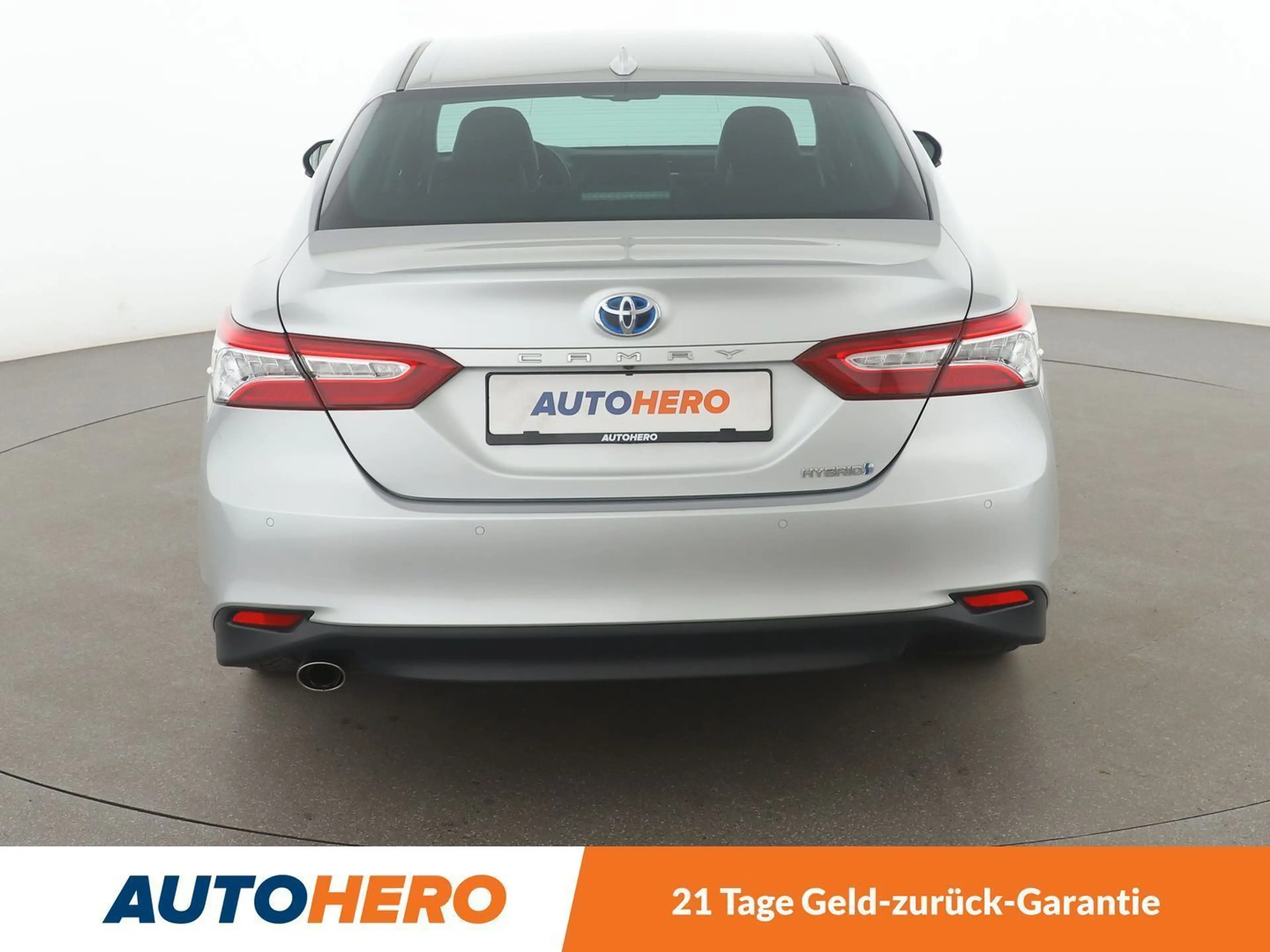 Toyota Camry 2.5 Hybrid Executive Aut*NAVI*LED*ACC*CAM*PDC*SHZ* — photo 5