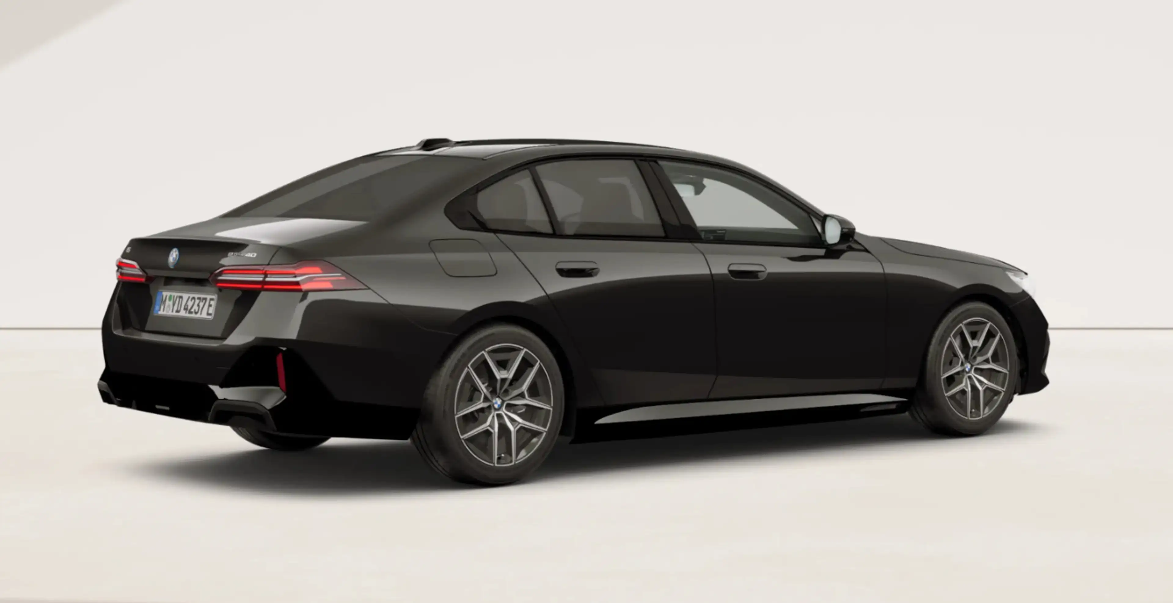 BMW i5 eDrive40 M Sport Edition 84 kWh Panoramadak - Driv — photo 2