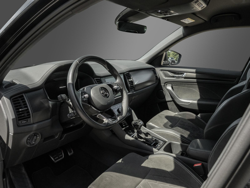 Skoda Kodiaq Sportline 4x4 AHK Business-P Columbus DCC — photo 12