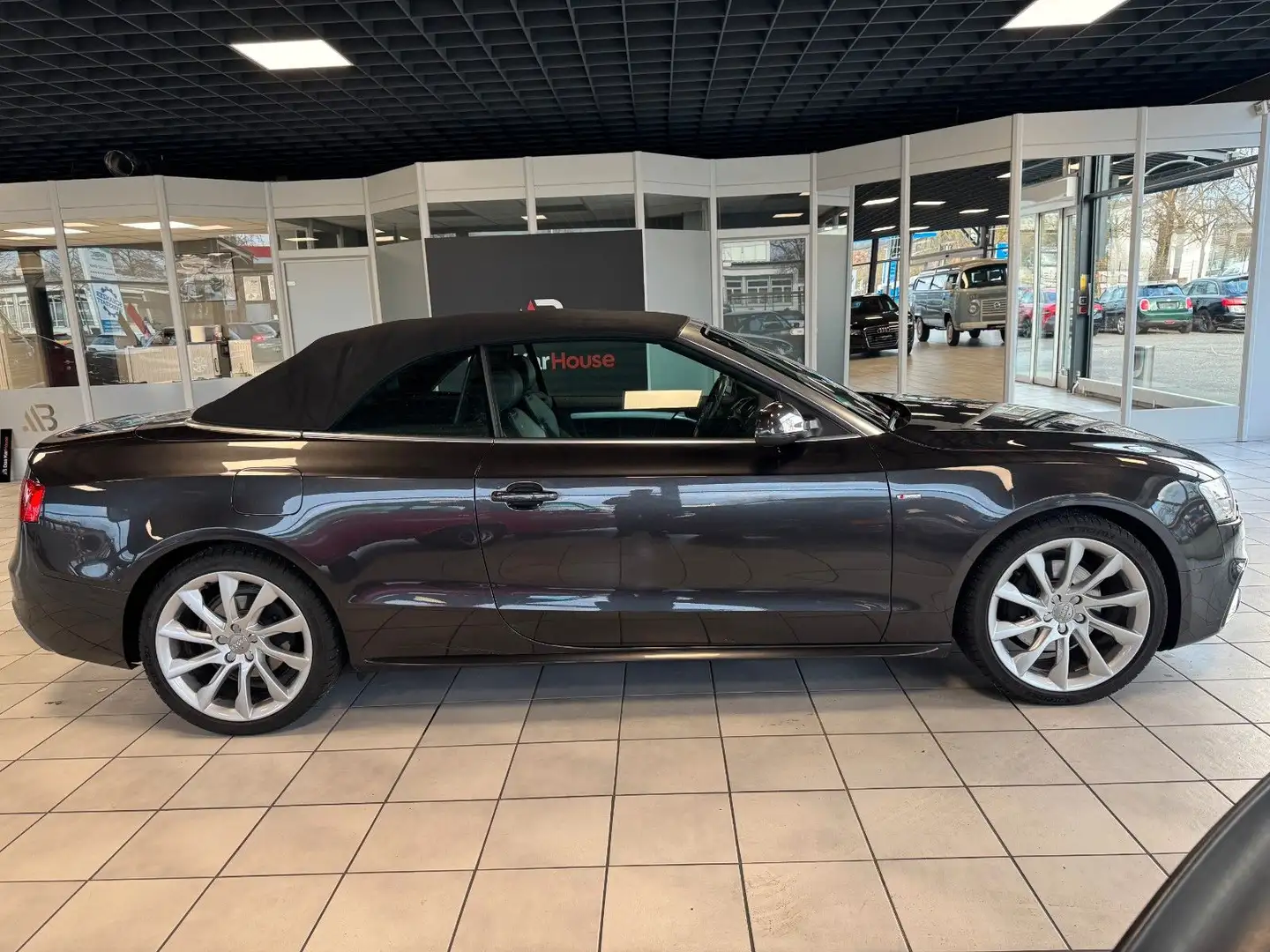 Audi A5 Cabriolet 2.0 TFSI quattro S-line ·ACC·Navi Grau - 2