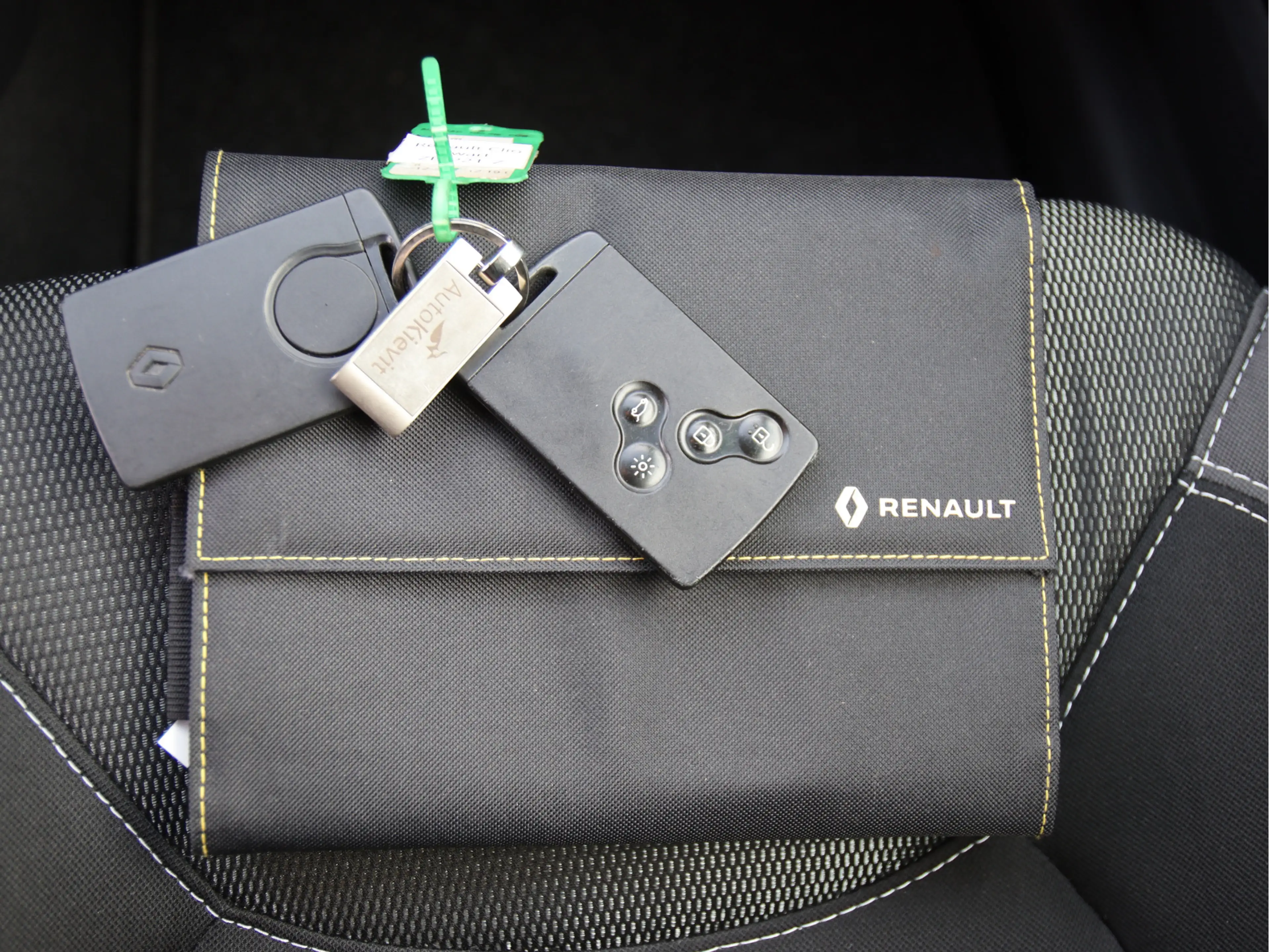 Renault Clio 0.9 TCe Zen Afn. Trekhaak, Carplay, NL-Auto Aanbie — photo 37