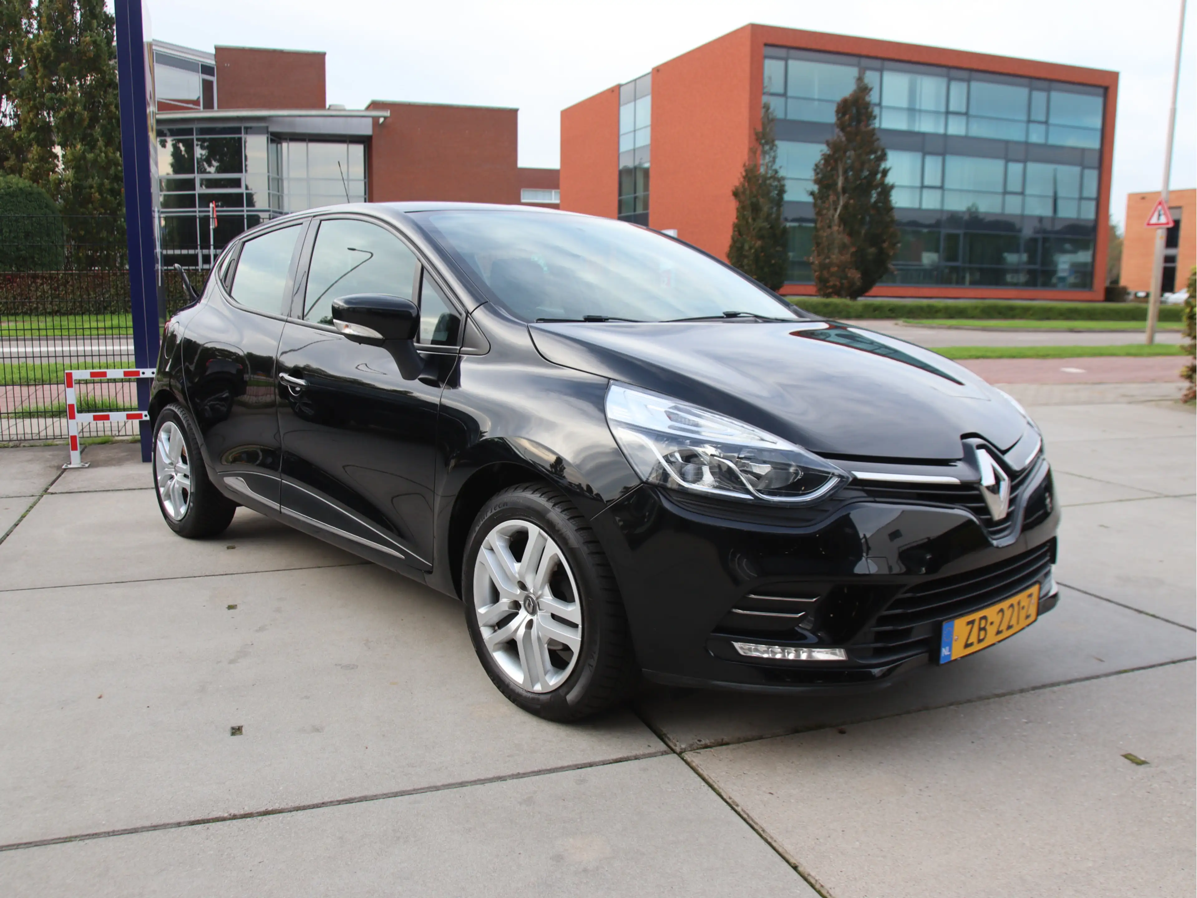 Renault Clio 0.9 TCe Zen Afn. Trekhaak, Carplay, NL-Auto Aanbie — photo 3