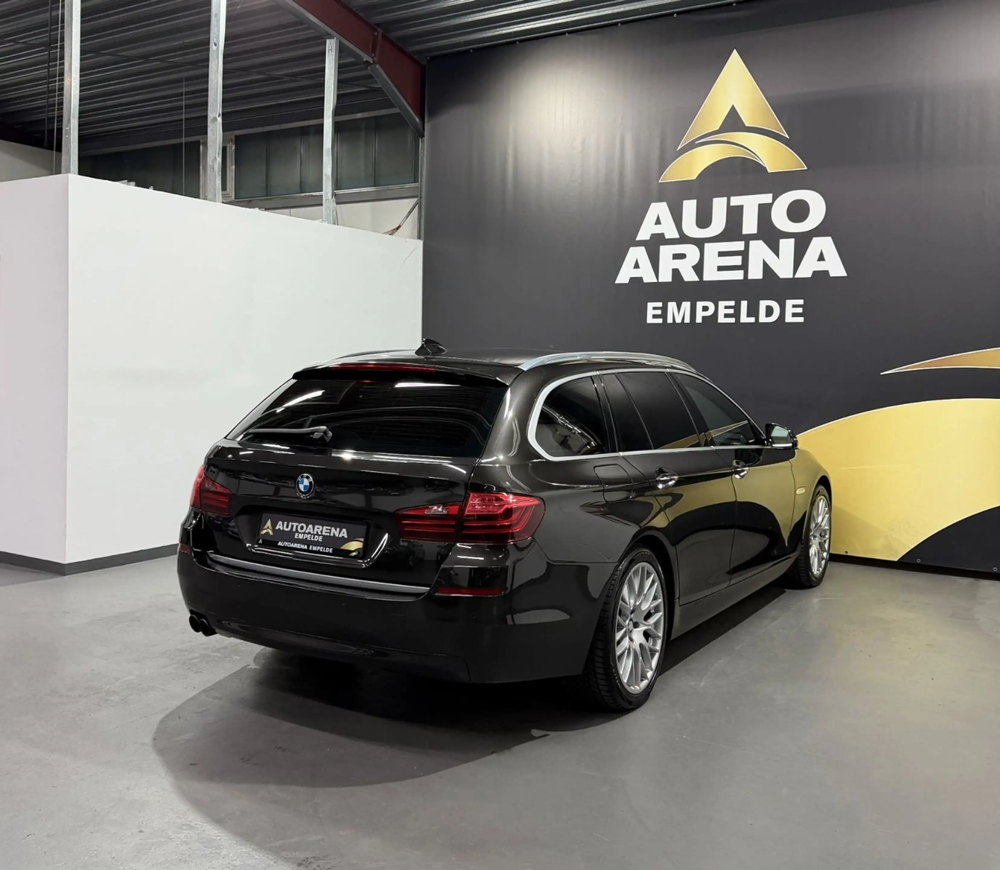 BMW 525 d Touring *Voll ausgestattet* — photo 5