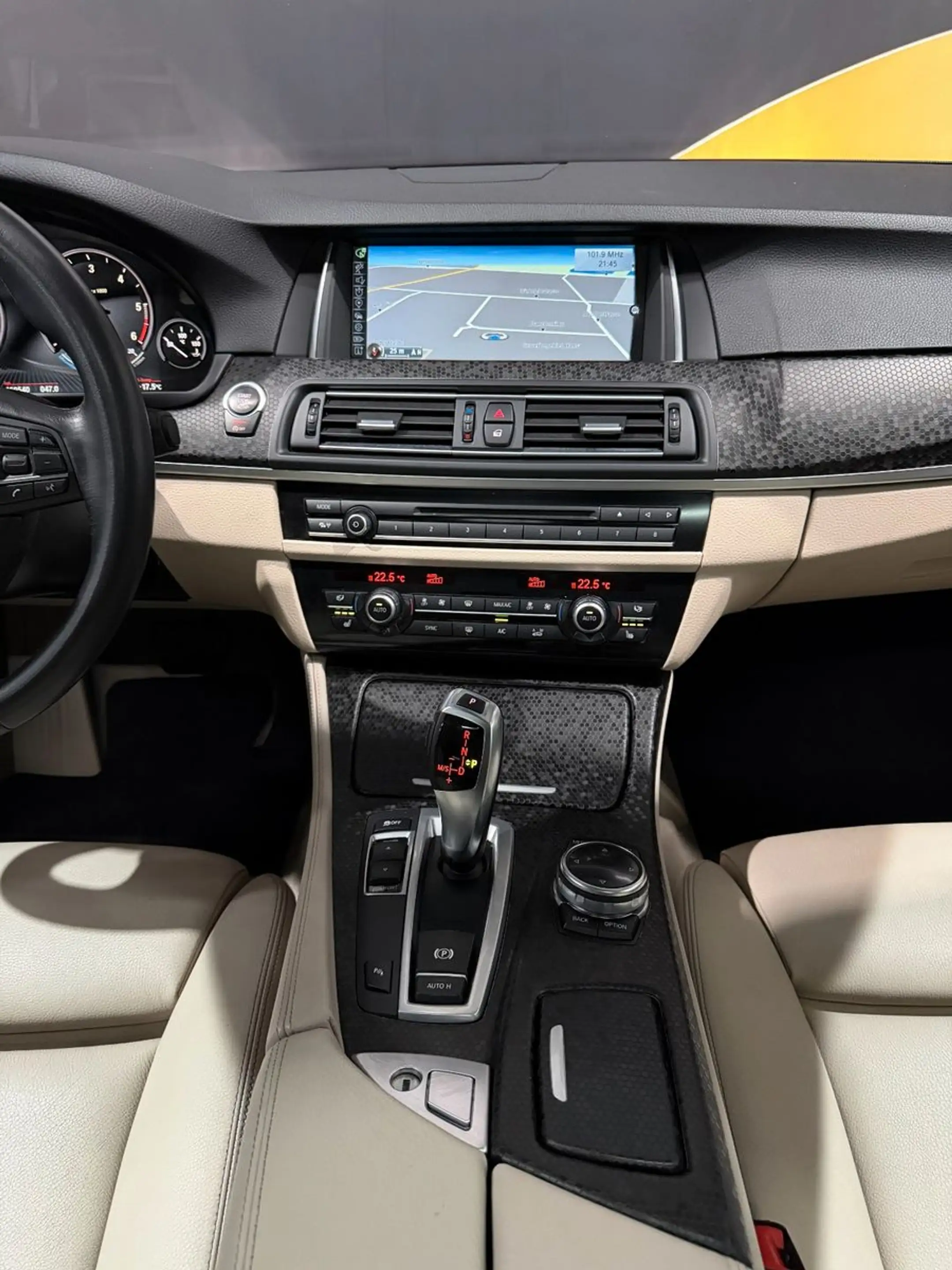 BMW 525 d Touring *Voll ausgestattet* — photo 15