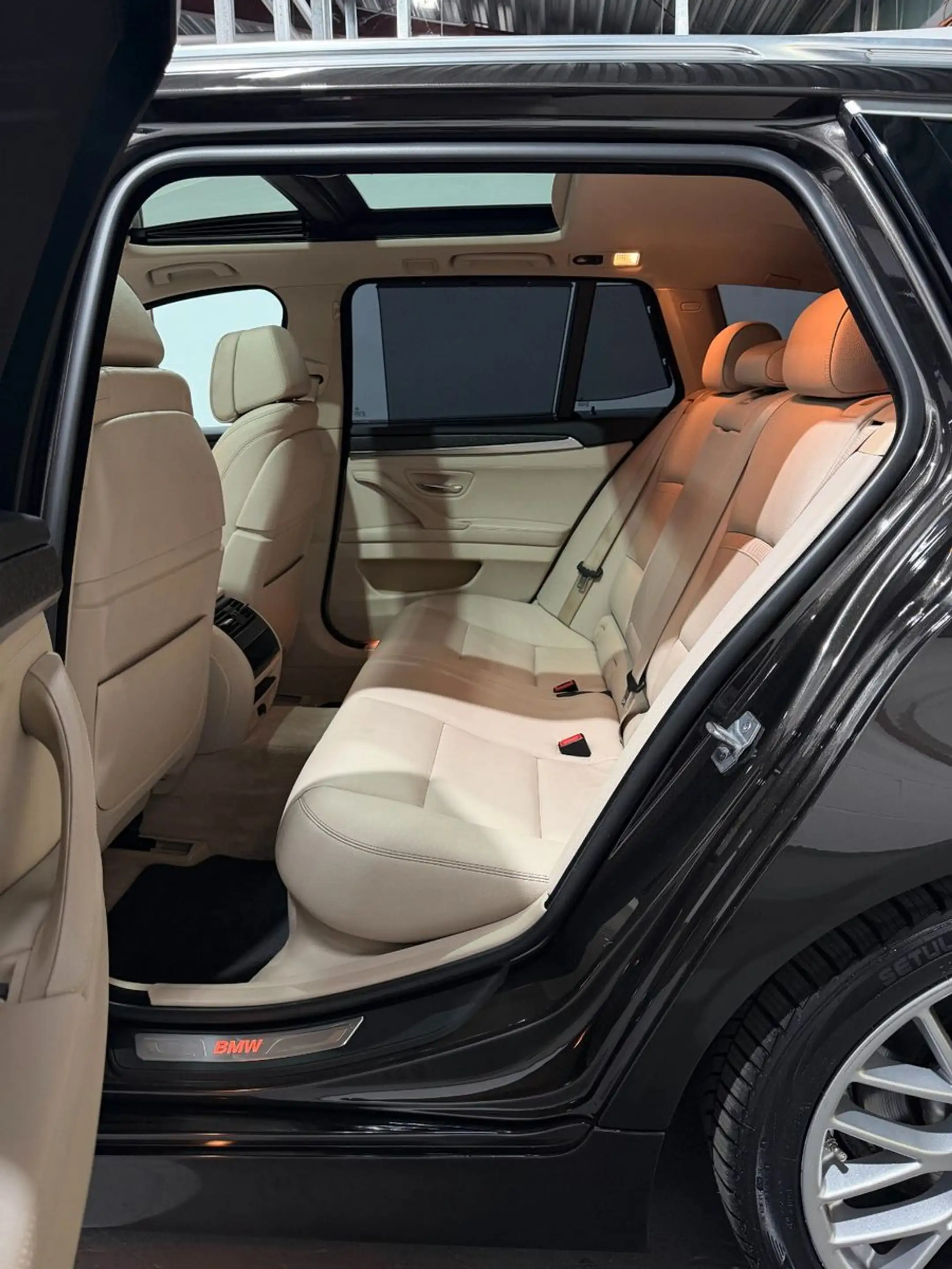 BMW 525 d Touring *Voll ausgestattet* — photo 11