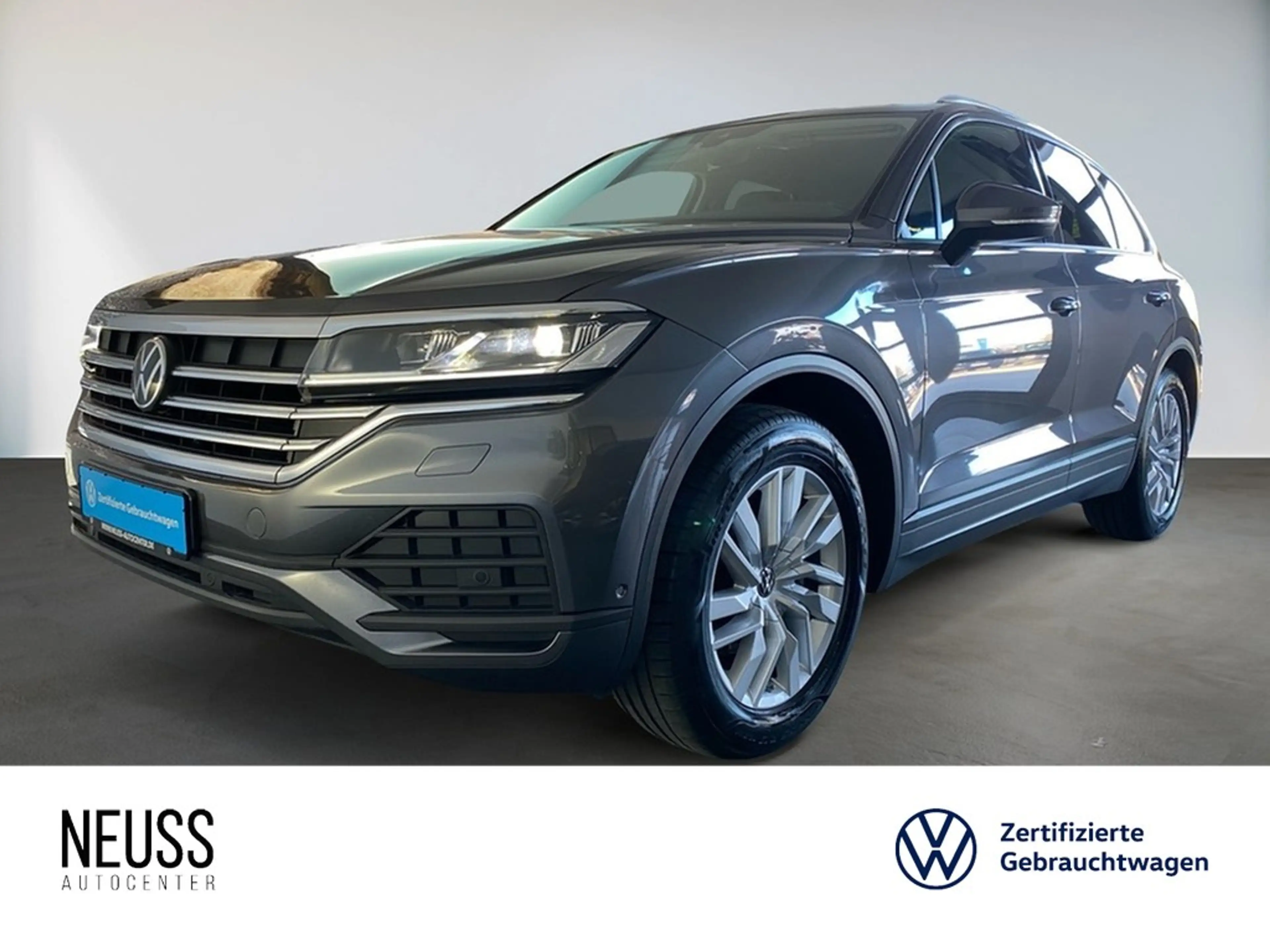 Volkswagen Touareg 3.0 TDI 4M AHK+NAVI+SHZ+LEDER+STANDHZG+IQ.DRIVE
