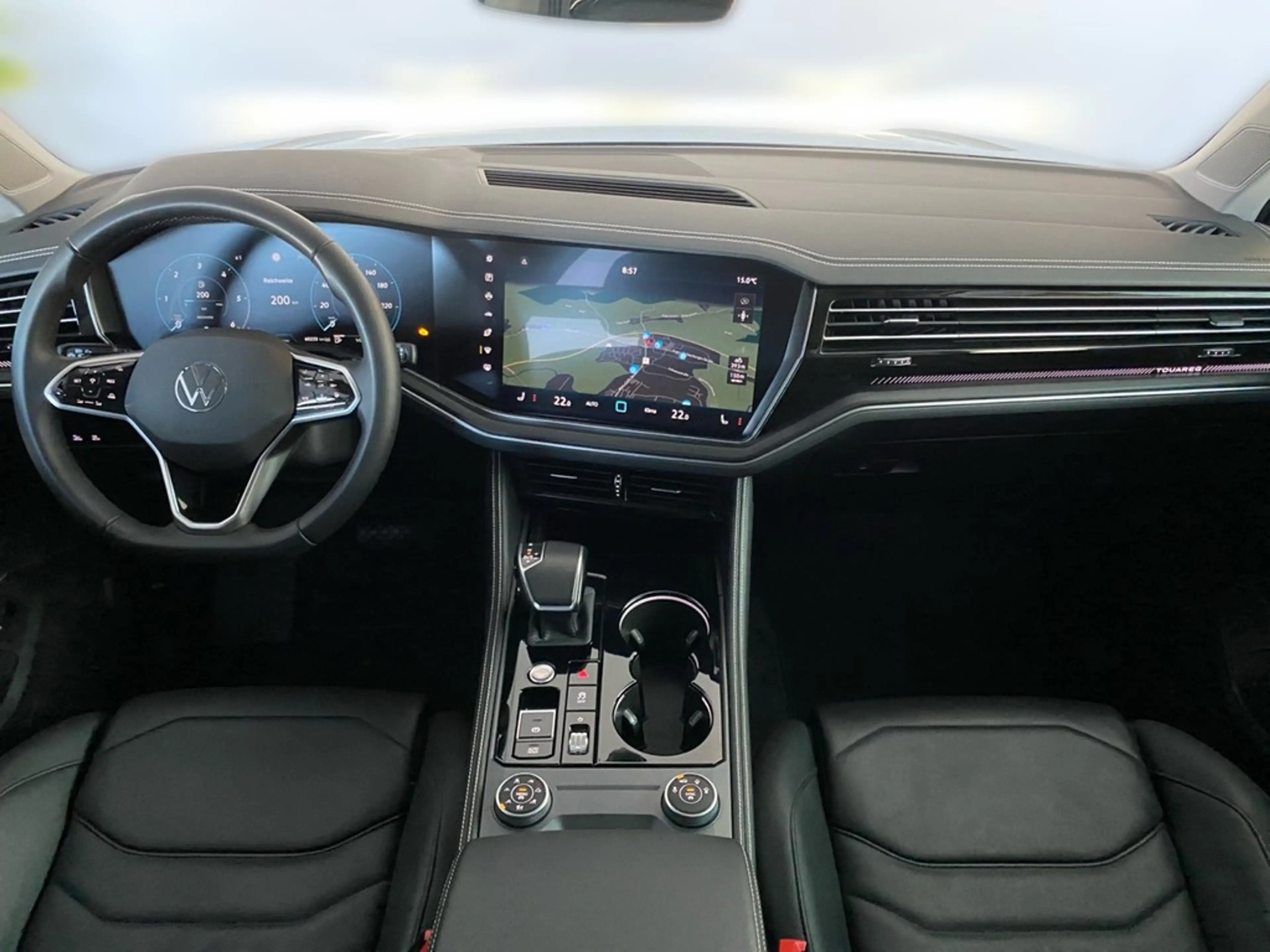 Volkswagen Touareg 3.0 TDI 4M AHK+NAVI+SHZ+LEDER+STANDHZG+IQ.DRIVE — photo 9