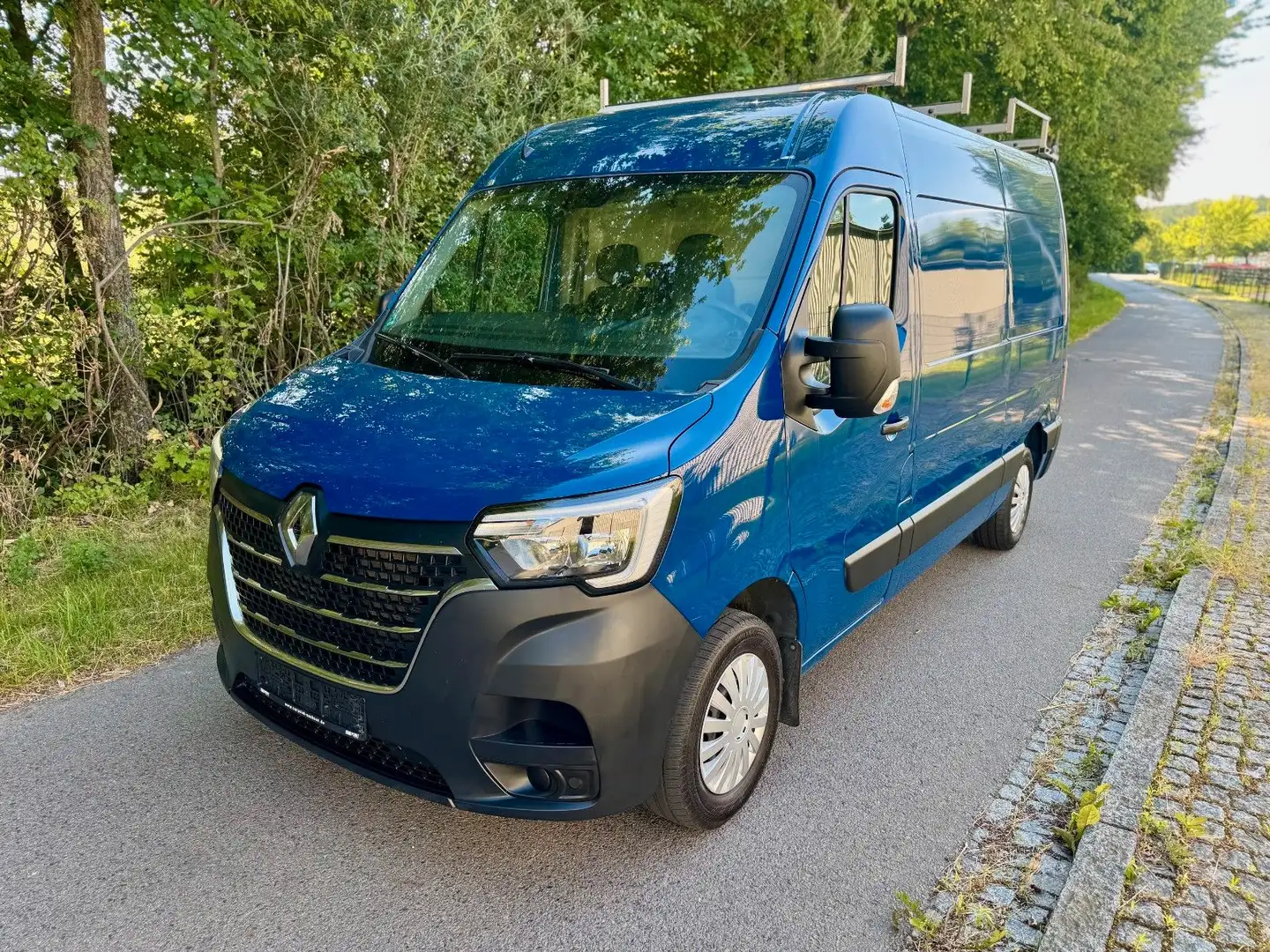 Renault Master III L2H2 3,5t Klima Tempomat Kamera Blauw - 1