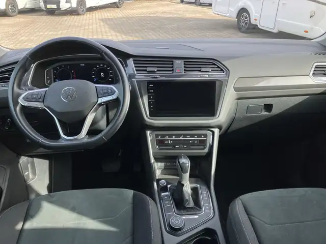 Volkswagen Tiguan view 14