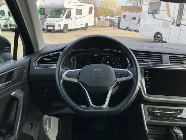 Volkswagen Tiguan view 15