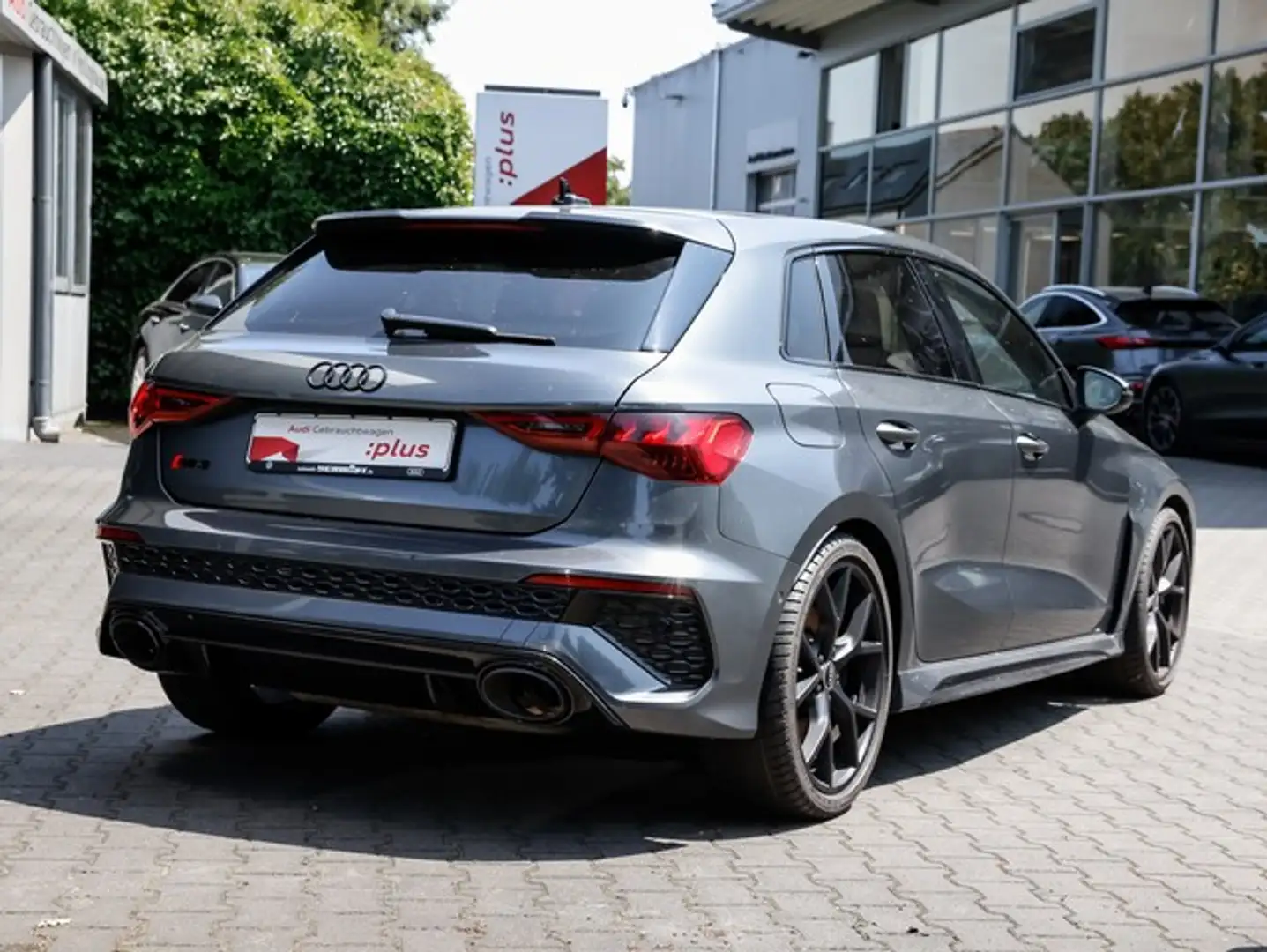 Audi RS3 Sportback LM19 ACC Navi+ Sportabgas. B&O DCC Gris - 2
