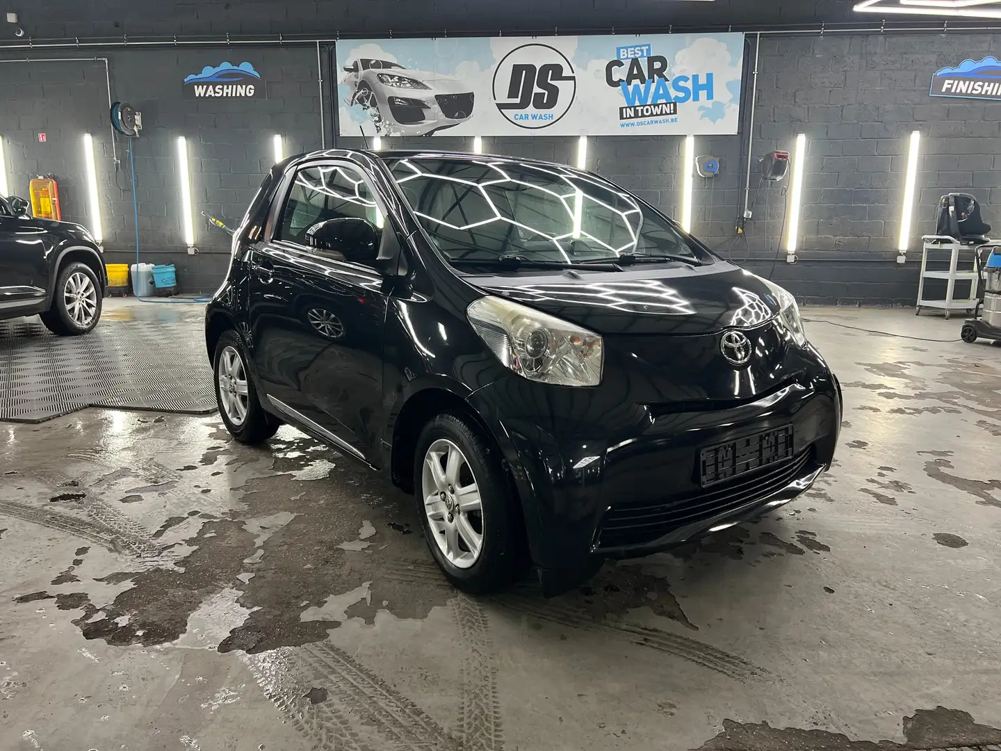 Toyota iQ iQ 1.0i Czarny - 1